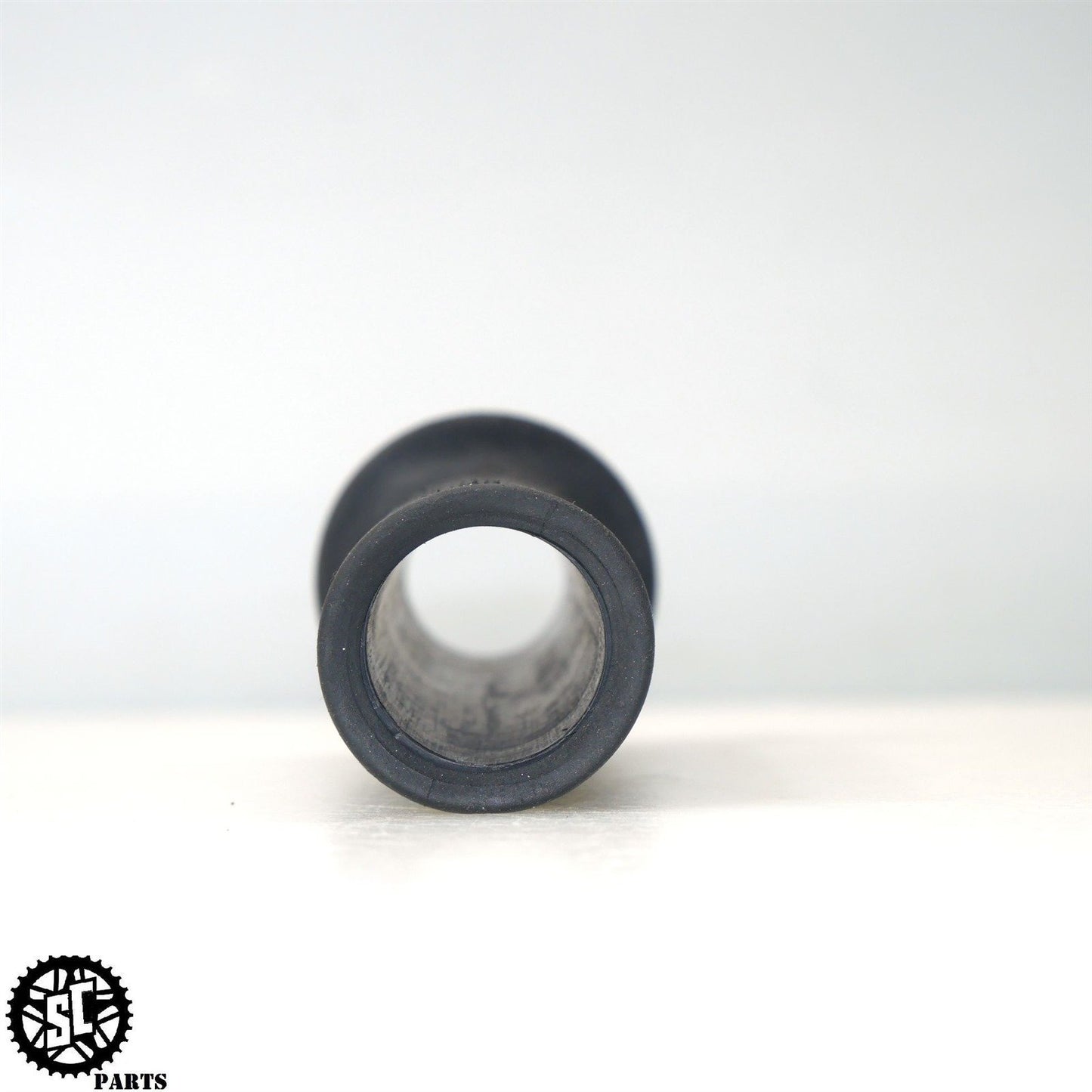 15-16 APRILIA TUONO V4 1100 THROTTLE TUBE GRIP A07