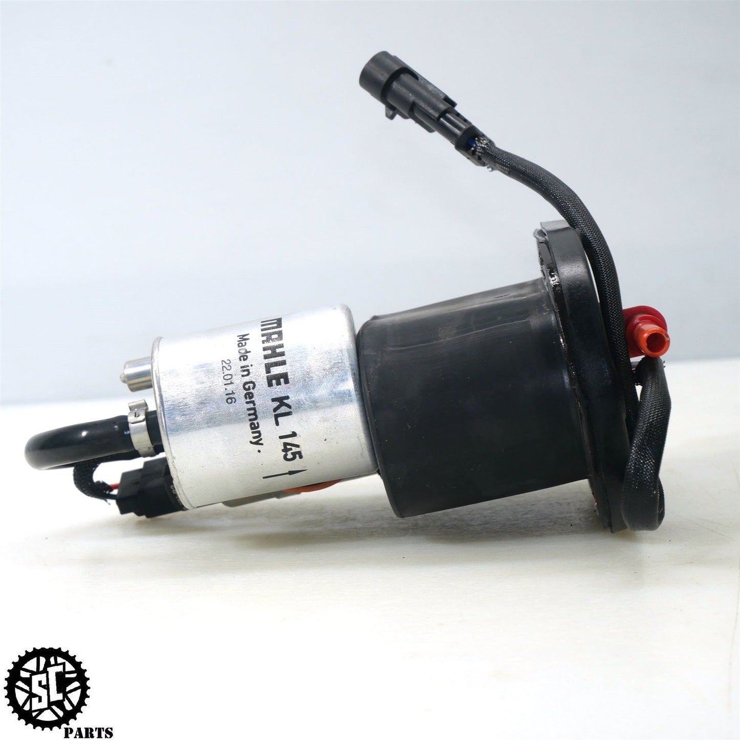 09-23 APRILIA TUONO V4 1100 FUEL PUMP B043925 A07