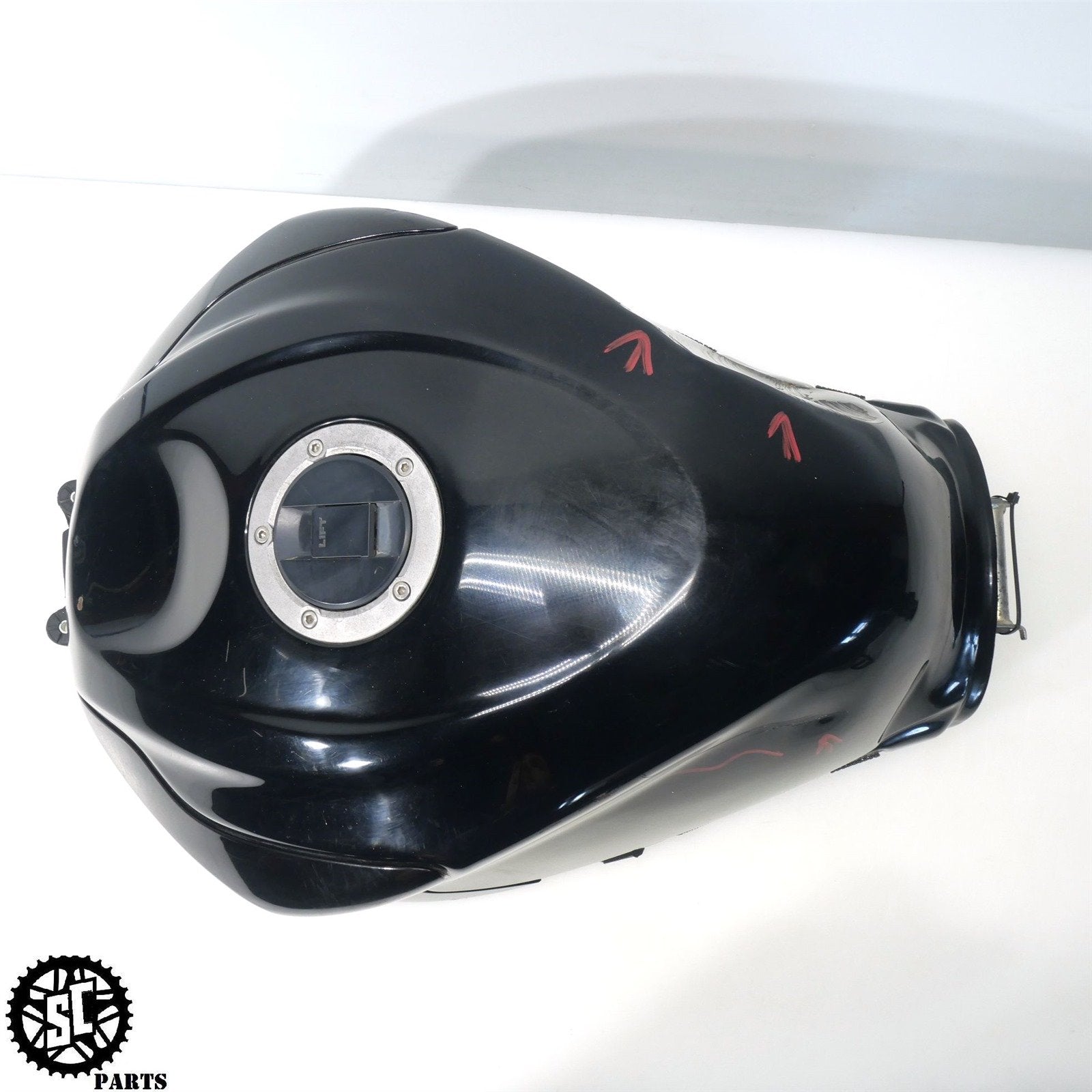 2017 SUZUKI GSXR 600 750 GAS TANK FUEL CELL S61 – SALVAGECYCLEPARTS