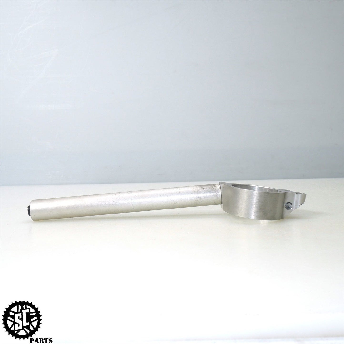 15-24 YAMAHA YZF R1 LEFT CLIP ON 2CR-26121-00-00 Y40