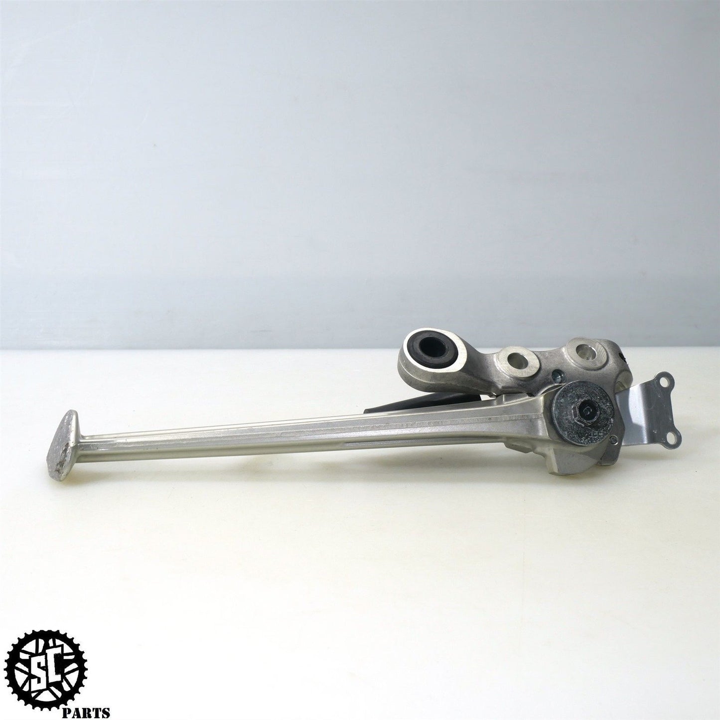 15-24 YAMAHA YZF R1 KICK STAND Y40
