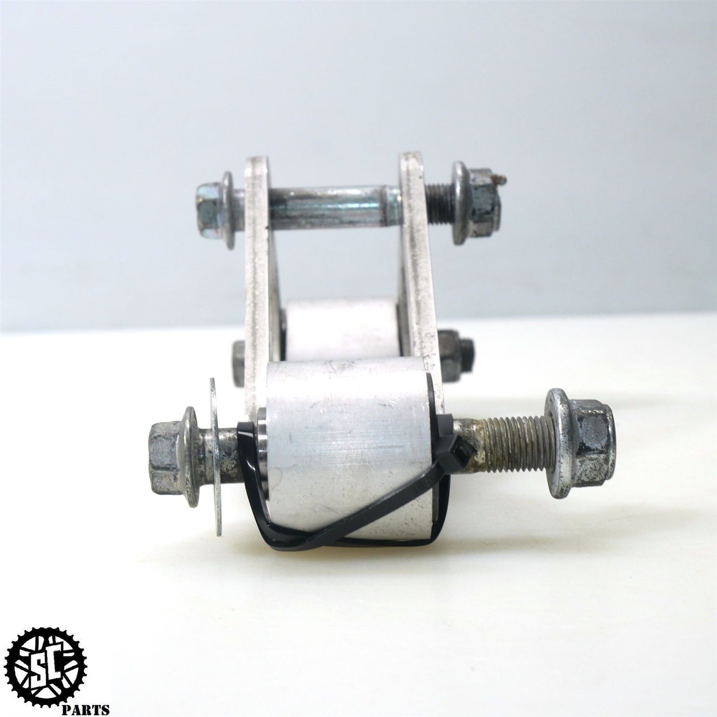 2014 SUZUKI GSXR 600 REAR SHOCK SUSPENSION LINKAGE DOG BONE S36