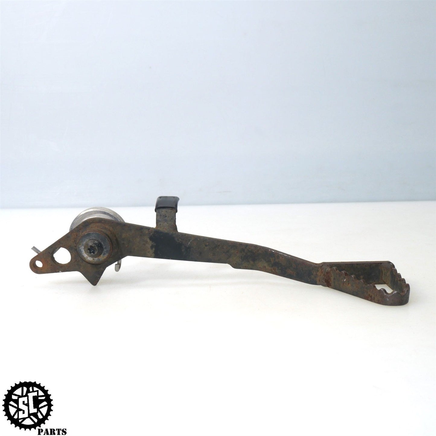 2001-2004 BMW F650GS BRAKE PEDAL SPRING B17