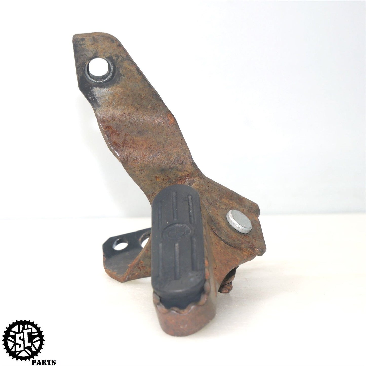 2001-2004 BMW F650GS RIGHT REARSET FRONT FOOT PEG BRACKET B17