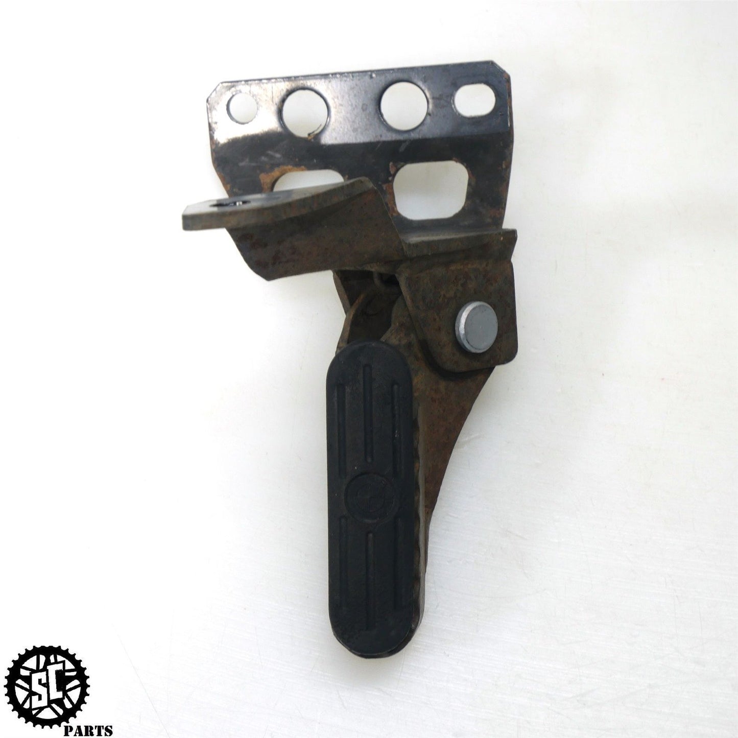 2001-2004 BMW F650GS RIGHT REARSET FRONT FOOT PEG BRACKET B17