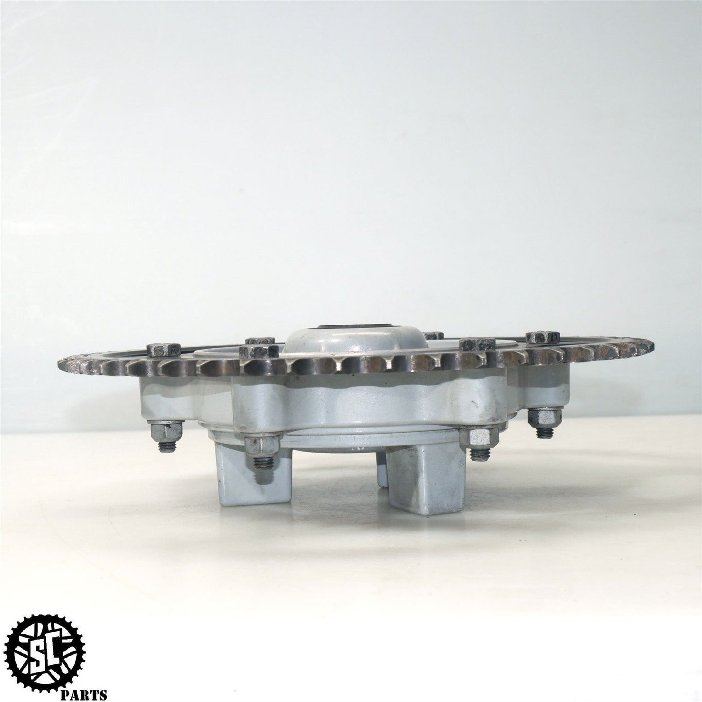 2001-2004 BMW F650GS REAR WHEEL HUB B17