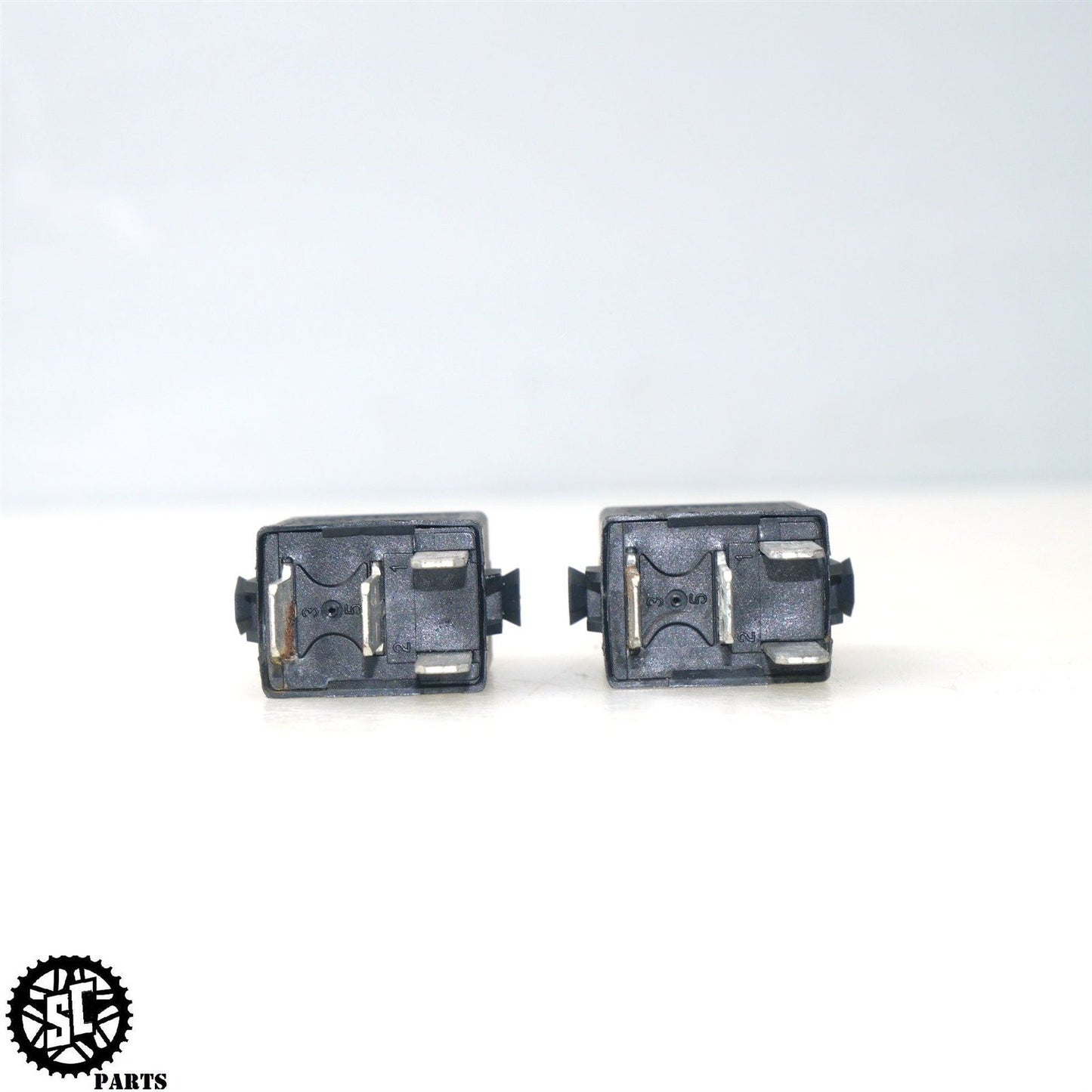 2001-2004 BMW F650GS RELAY TYCO 62361393412 B17