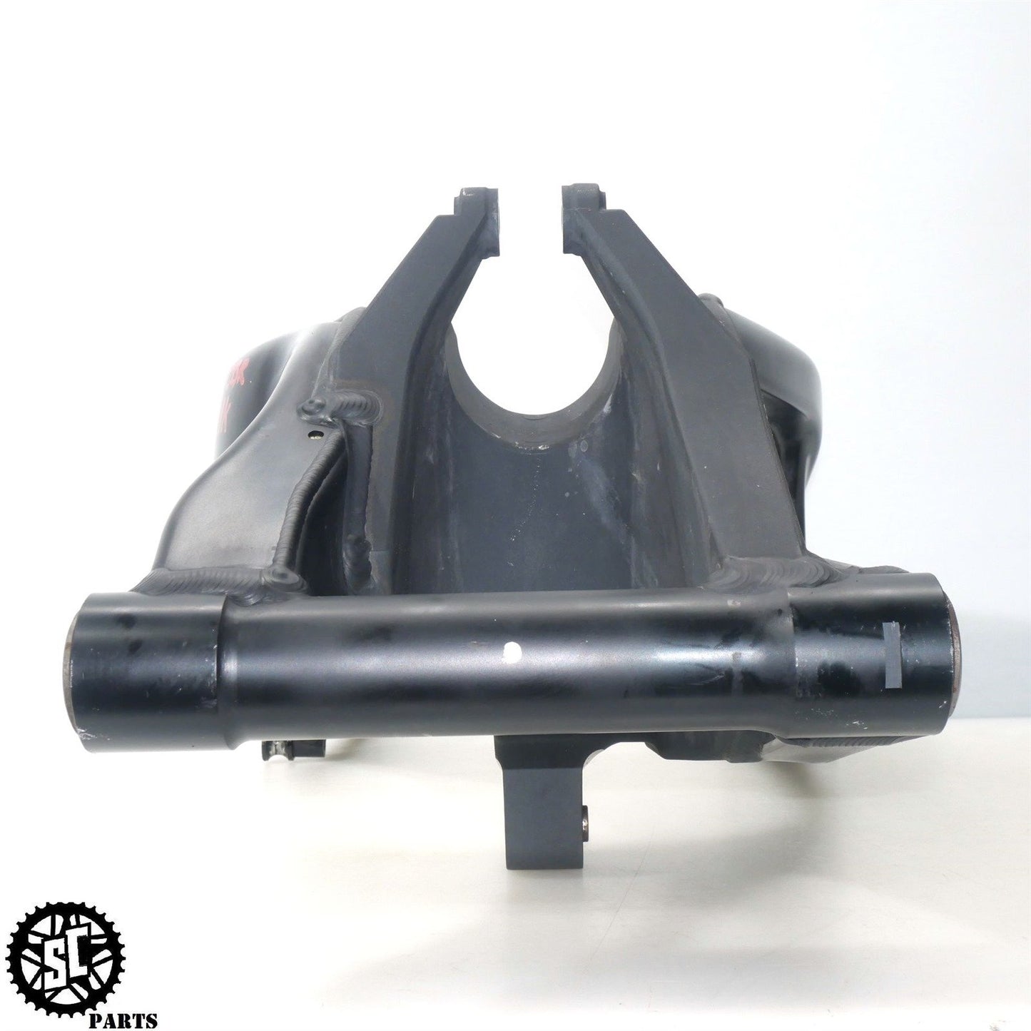 12-16 HONDA CBR1000RR SWINGARM H28