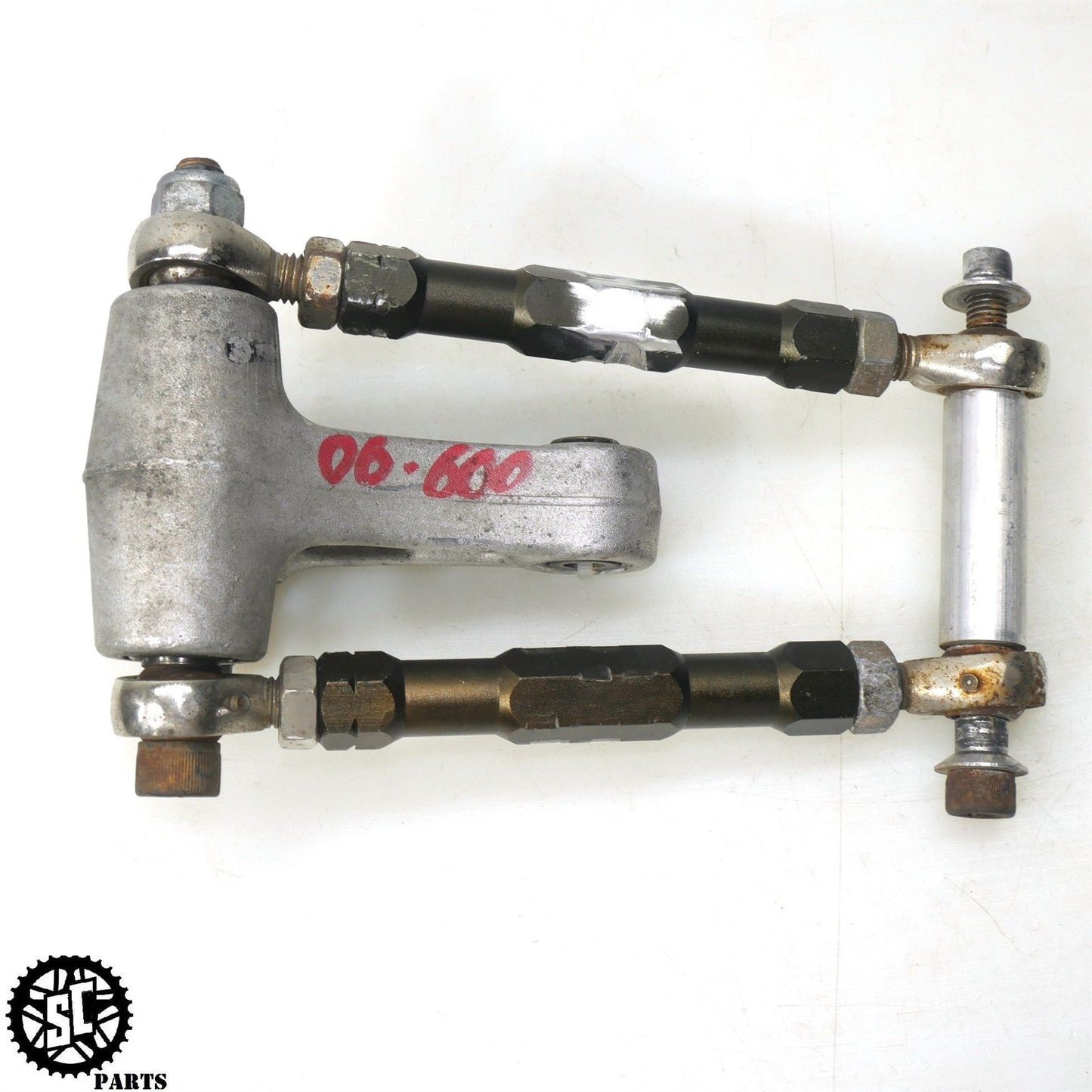 06 07 SUZUKI GSXR 600 750 ADJUSTABLE SUSPENSION LOWERING LINK DOG BONE S37