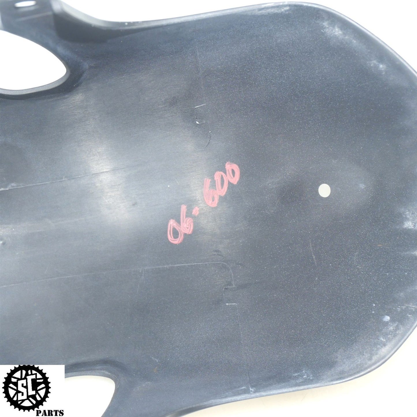 06 07 SUZUKI GSXR 600 750 FRONT FENDER S37