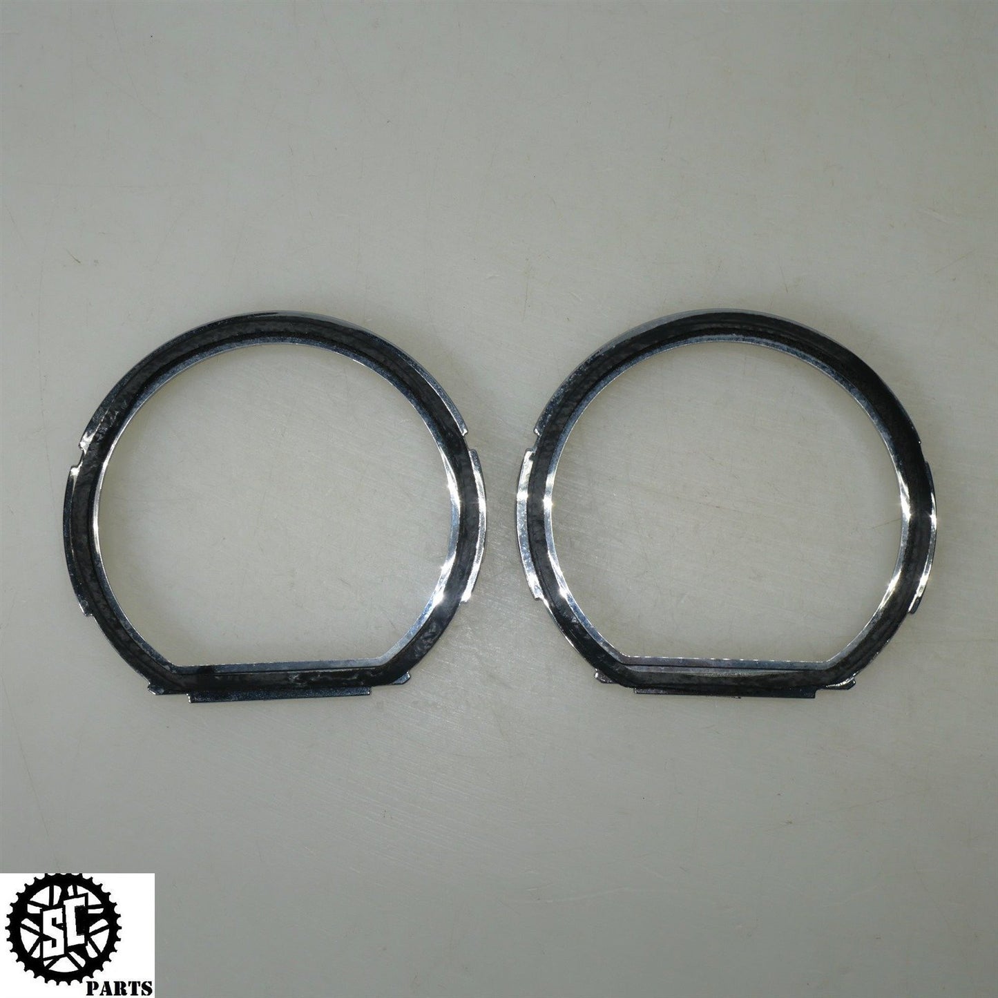 14-23 HARLEY DAVIDSON ULTRA SPEEDOMETER TRIM BEZEL 61400080 HD45