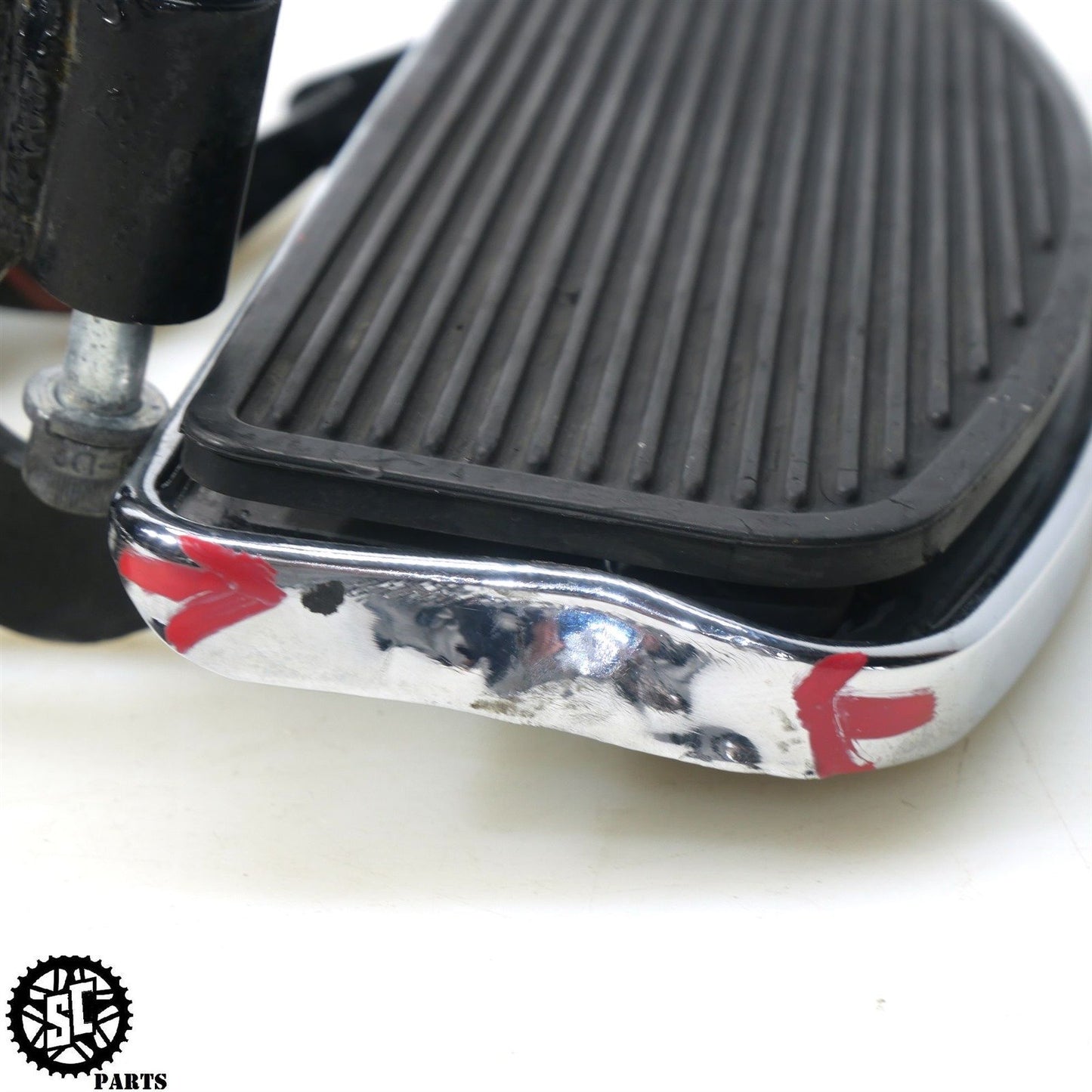 09-22 HARLEY DAVIDSON ULTRA FLOORBOARD MOUNT BRACKET HD45