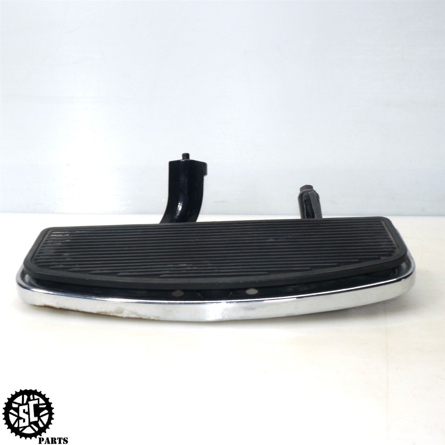 09-22 HARLEY DAVIDSON ULTRA FLOORBOARD MOUNT BRACKET HD45