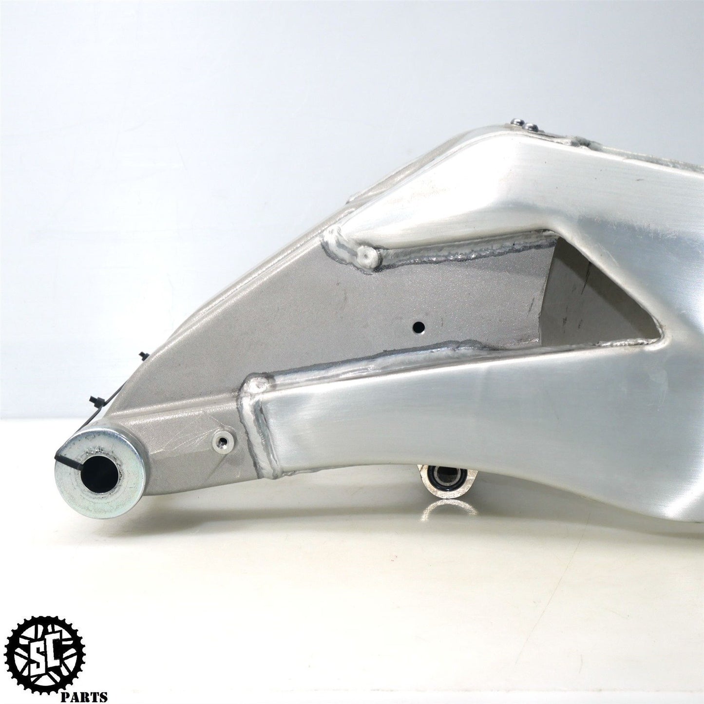 2015 2016 YAMAHA YZF R1M SWINGARM Y41