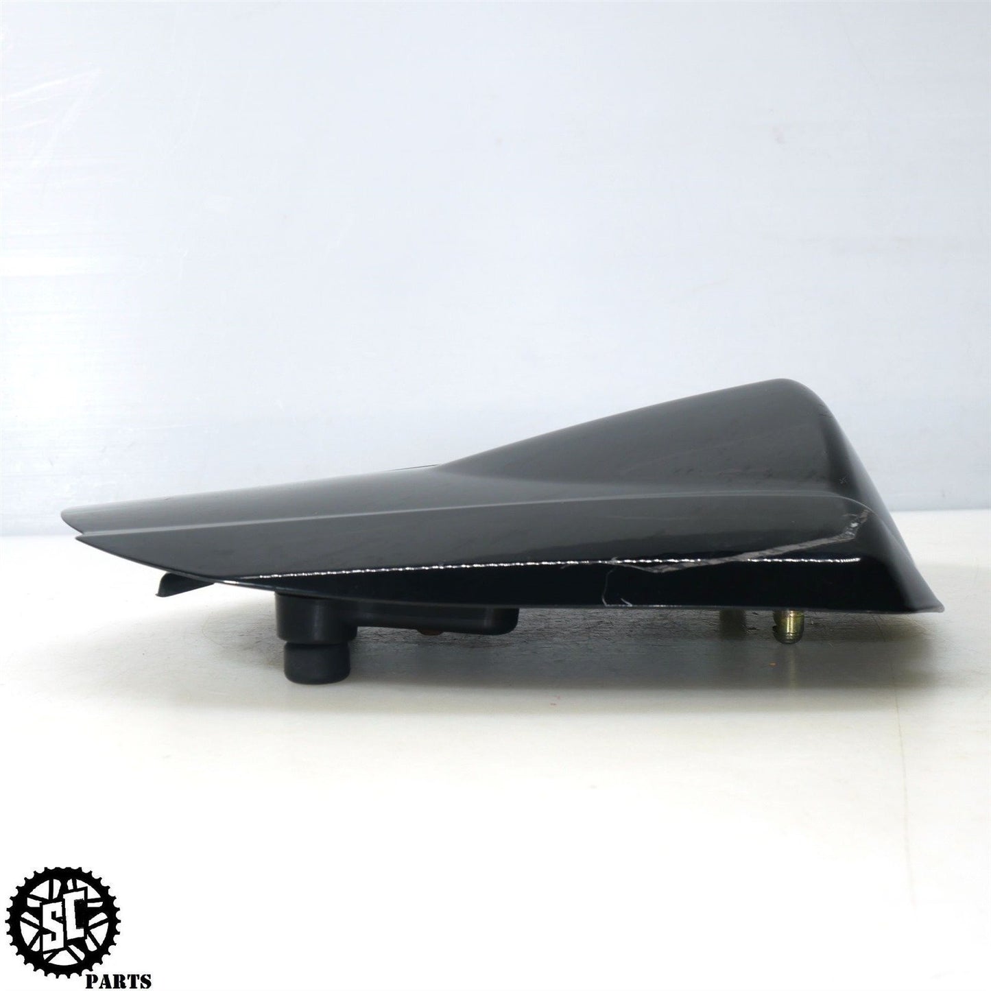 07 08 SUZUKI GSXR 1000 REAR PASSENGER SOLO SEAT COWL COVER S57