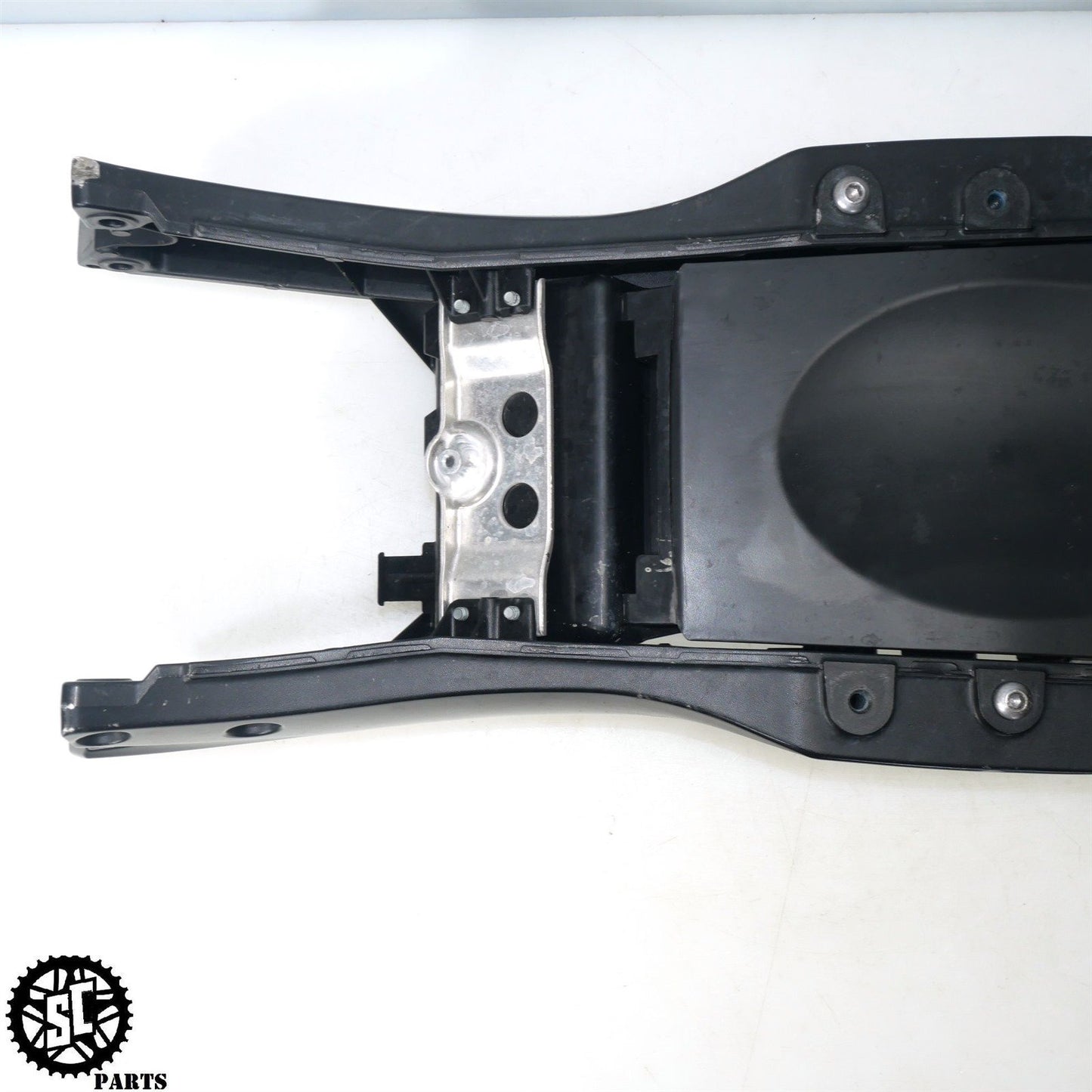 07 08 SUZUKI GSXR 1000 REAR SUB FRAME TAIL S57