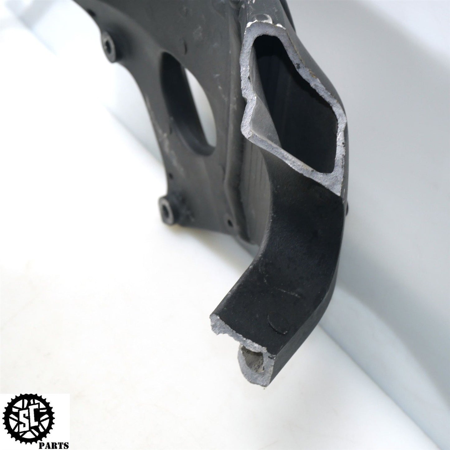 07 08 SUZUKI GSXR 1000 MAIN FRAME *S* S57