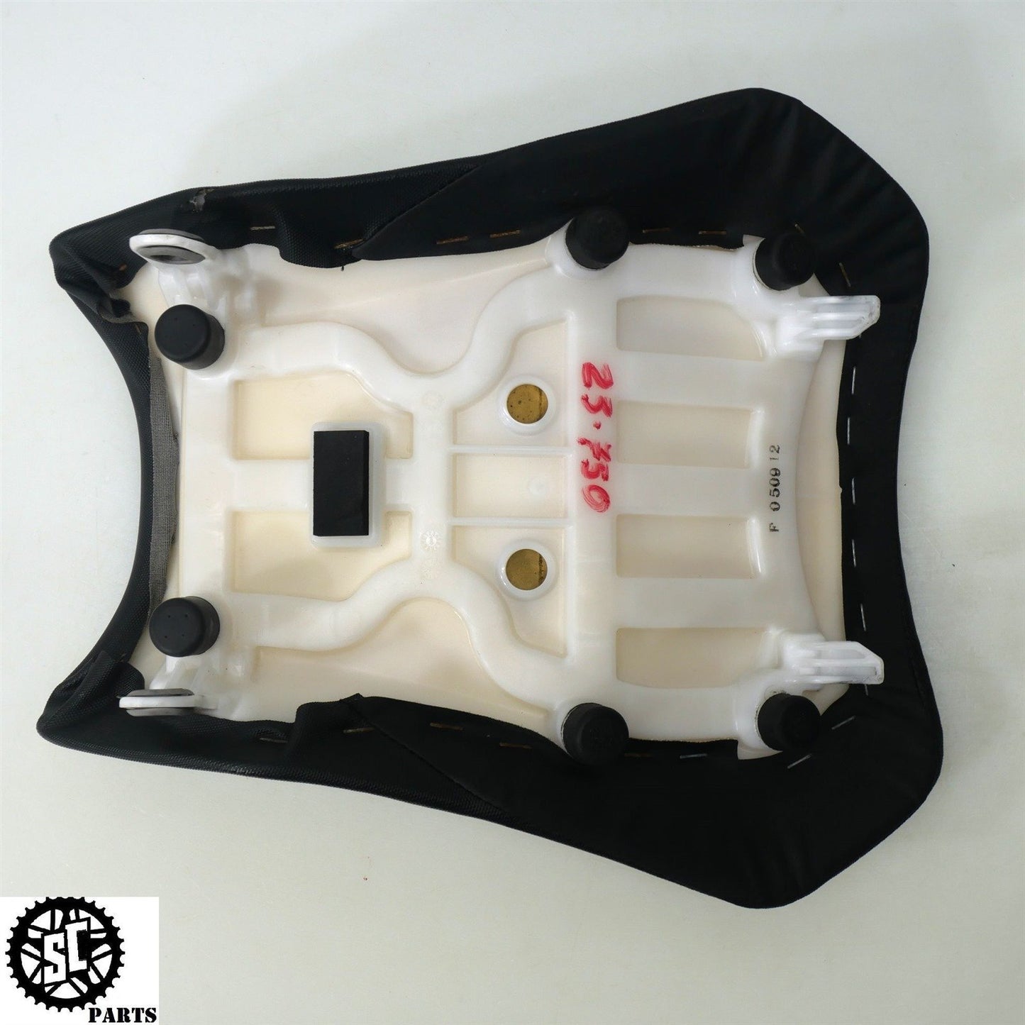 20-23 SUZUKI GSXR 600 750 FRONT SEAT S58