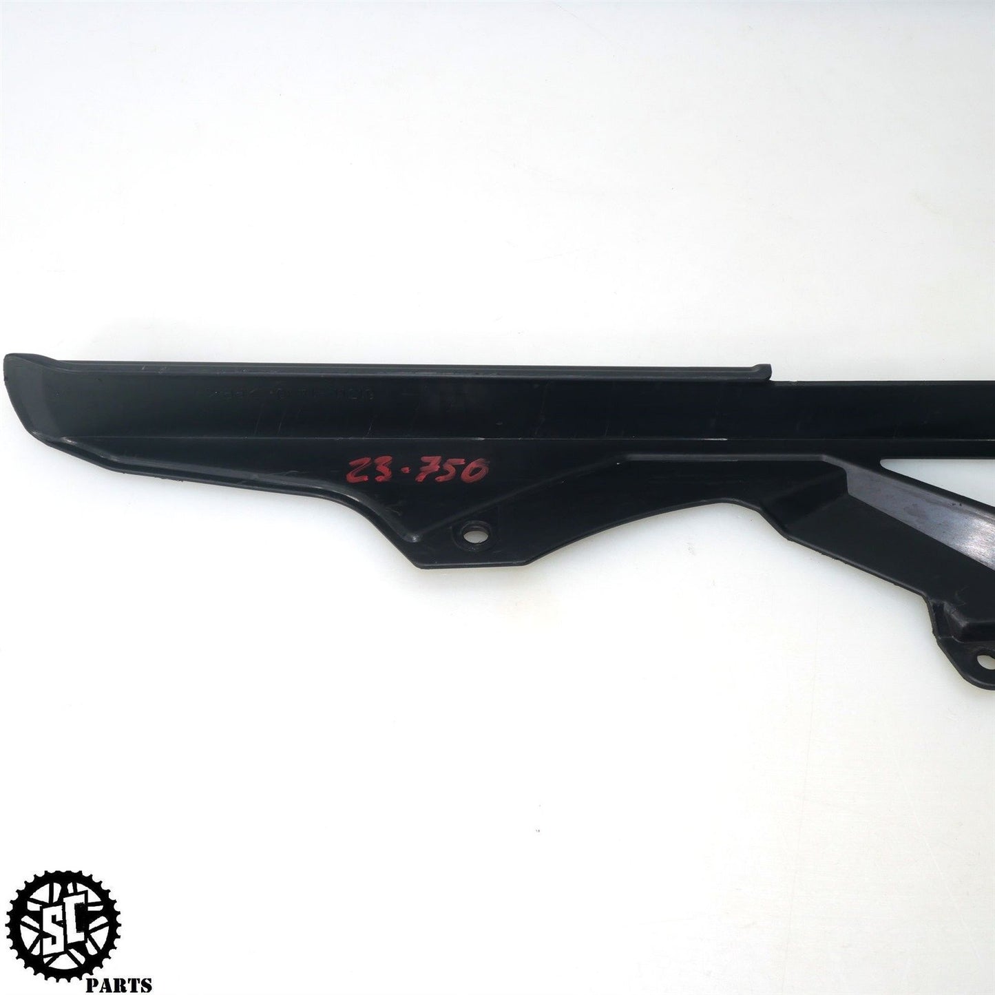 20-23 SUZUKI GSXR 600 750 CHAIN GUARD S58