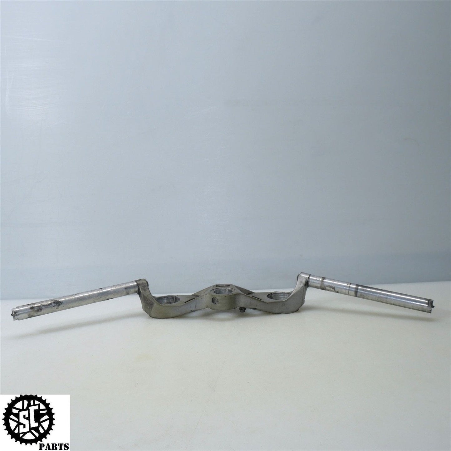 21-23 APRILIA RS660 UPPER TRIPLE TREE CLIP ON LEFT RIGHT 2B005253 A08