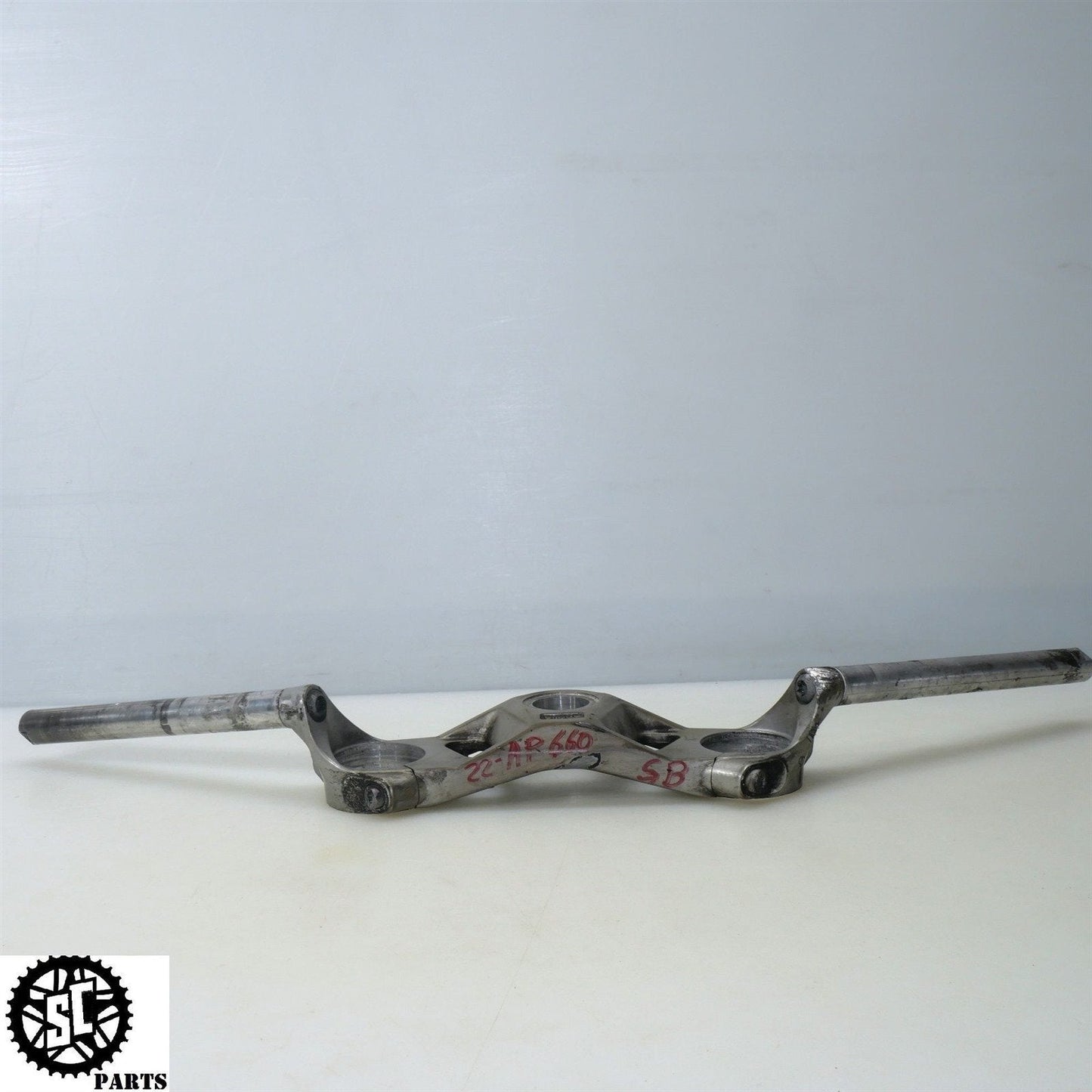 21-23 APRILIA RS660 UPPER TRIPLE TREE CLIP ON LEFT RIGHT 2B005253 A08