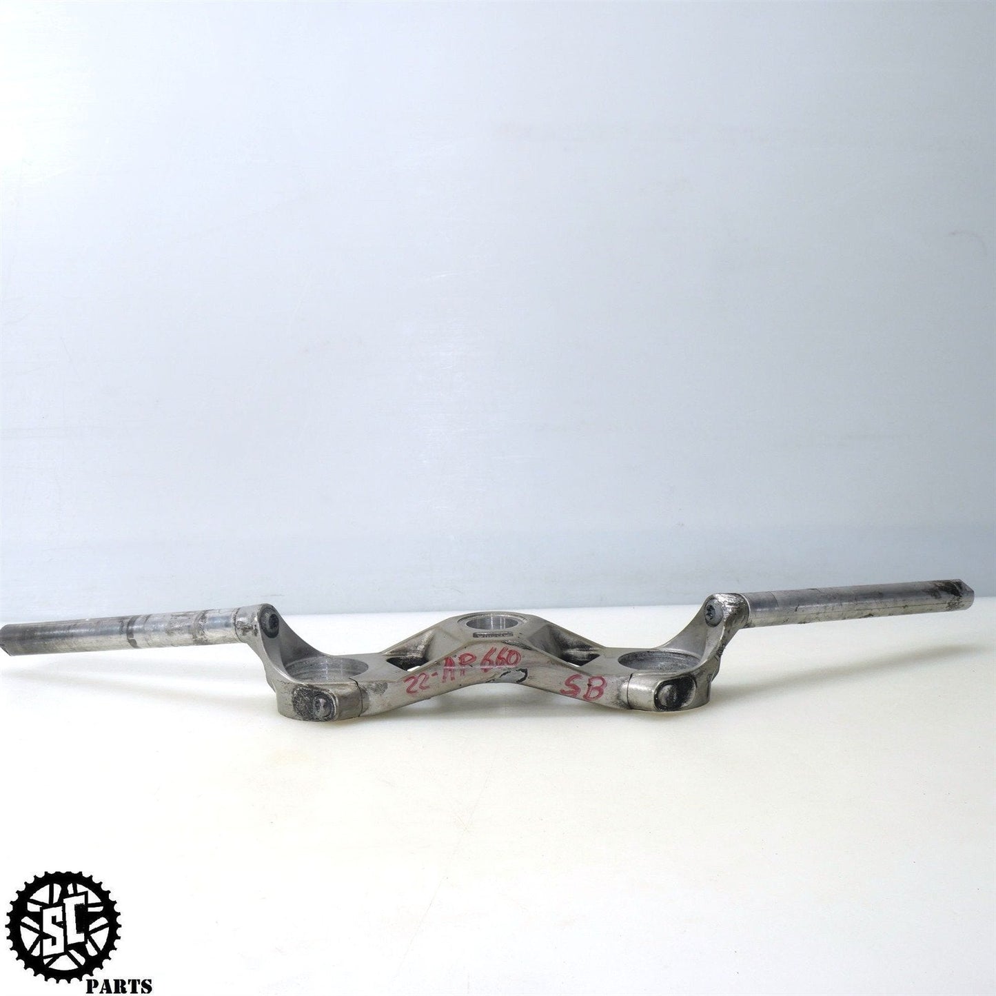 21-23 APRILIA RS660 UPPER TRIPLE TREE CLIP ON LEFT RIGHT 2B005253 A08