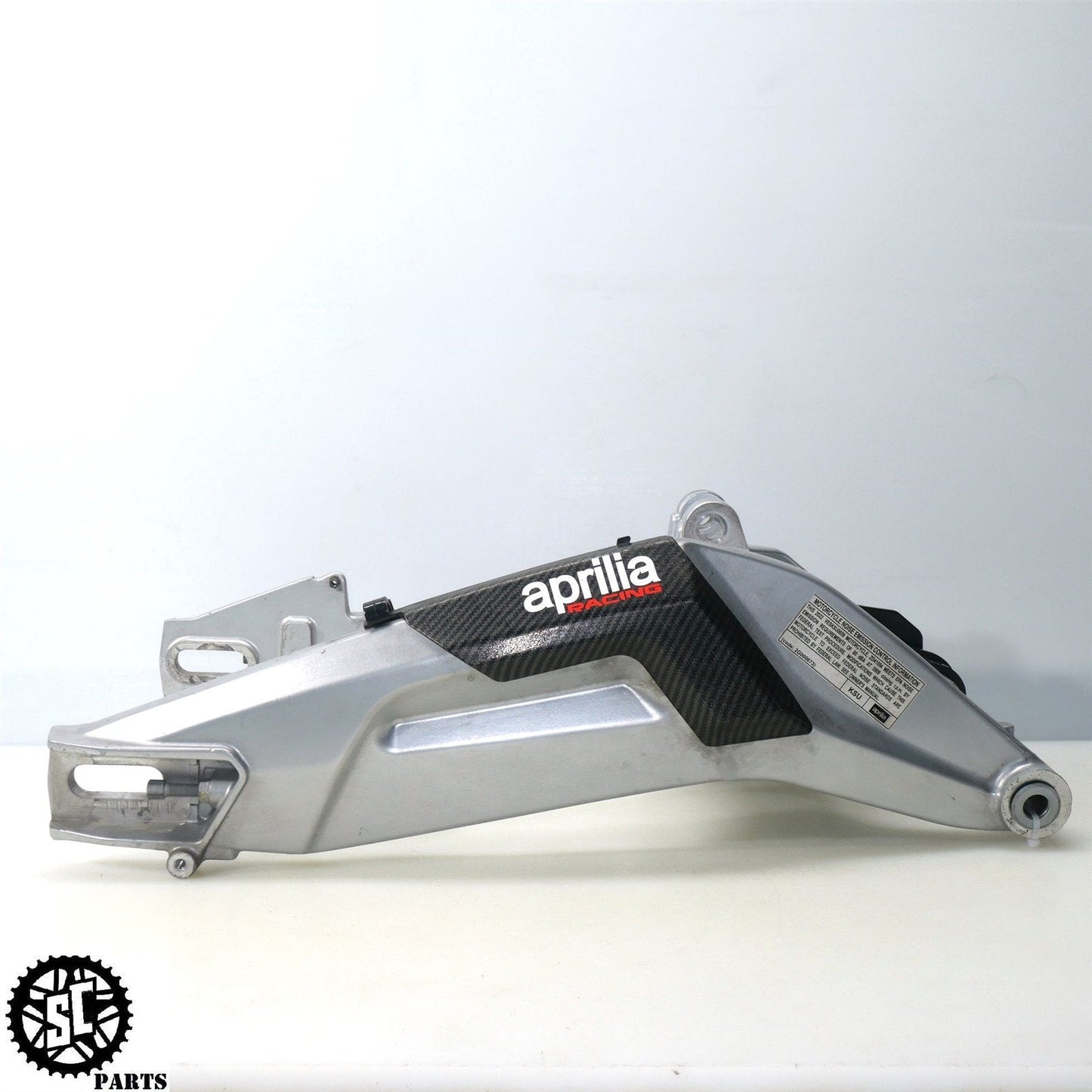 21-23 APRILIA RS660 REAR SWINGARM 2B007756 A08