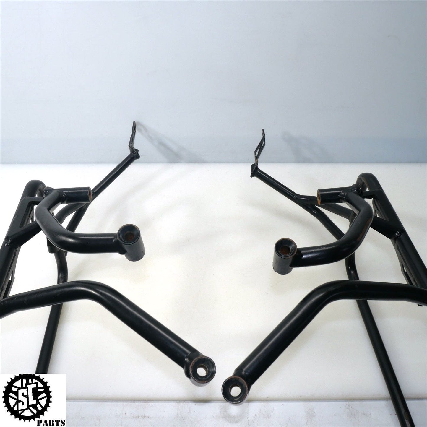 2010 KTM 990 ADVENTURE R SIDE CASE PANNIER RACK BRACKET MOUNT 60012020100 KT10