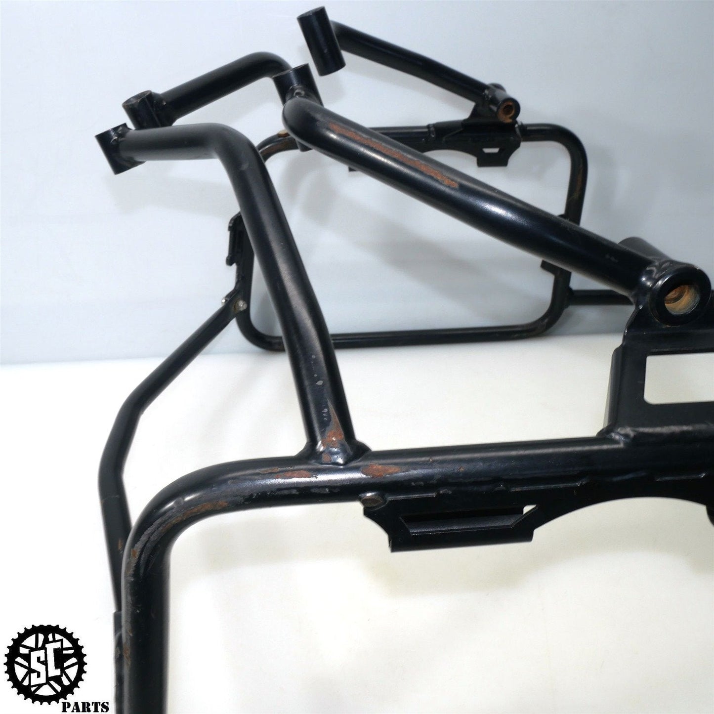 2010 KTM 990 ADVENTURE R SIDE CASE PANNIER RACK BRACKET MOUNT 60012020100 KT10