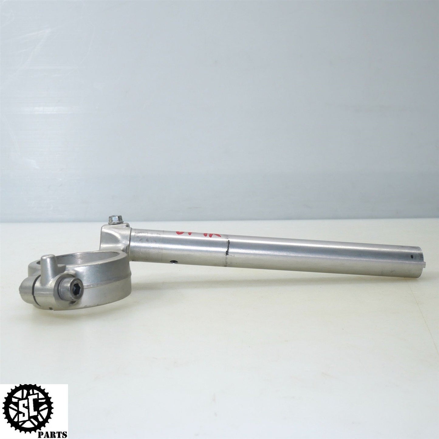 07 08 SUZUKI GSXR 1000 RIGHT CLIP ON HANDLEBAR S73