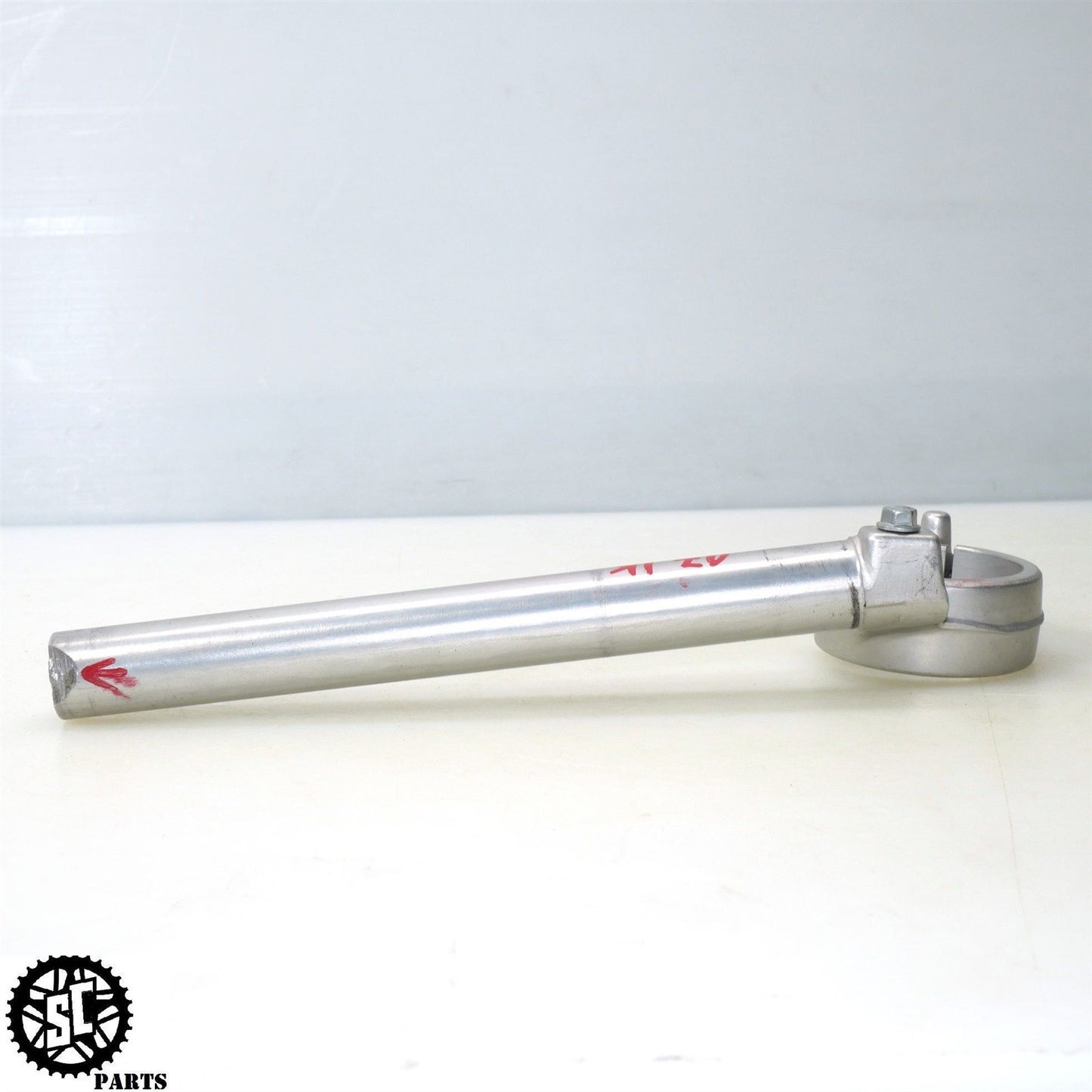 07 08 SUZUKI GSXR 1000 RIGHT CLIP ON HANDLEBAR S73