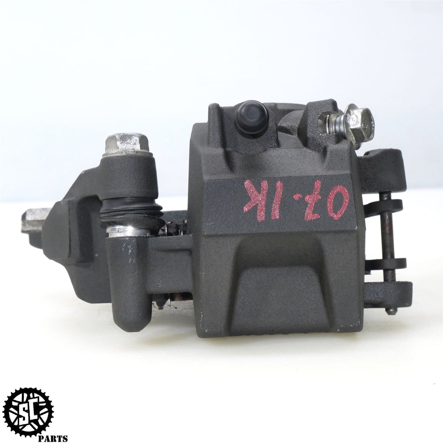 2007 SUZUKI GSXR 1000 REAR BRAKE CALIPER BRACKET S73