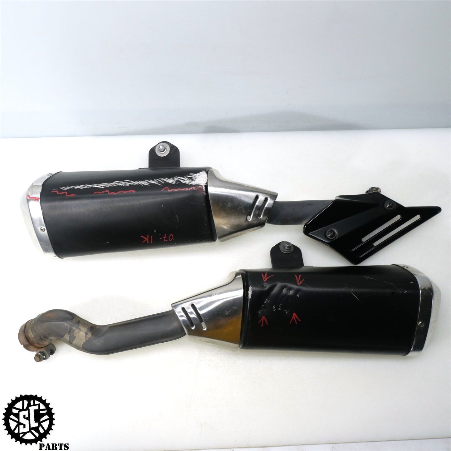 07 SUZUKI GSXR 1000 SLIP ON EXHAUST PIPE MUFFLER HEAT SHIELD S73