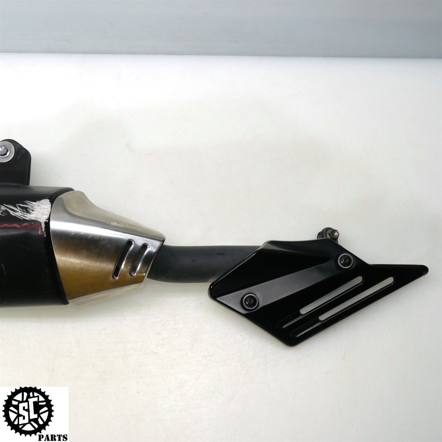 07 SUZUKI GSXR 1000 SLIP ON EXHAUST PIPE MUFFLER HEAT SHIELD S73