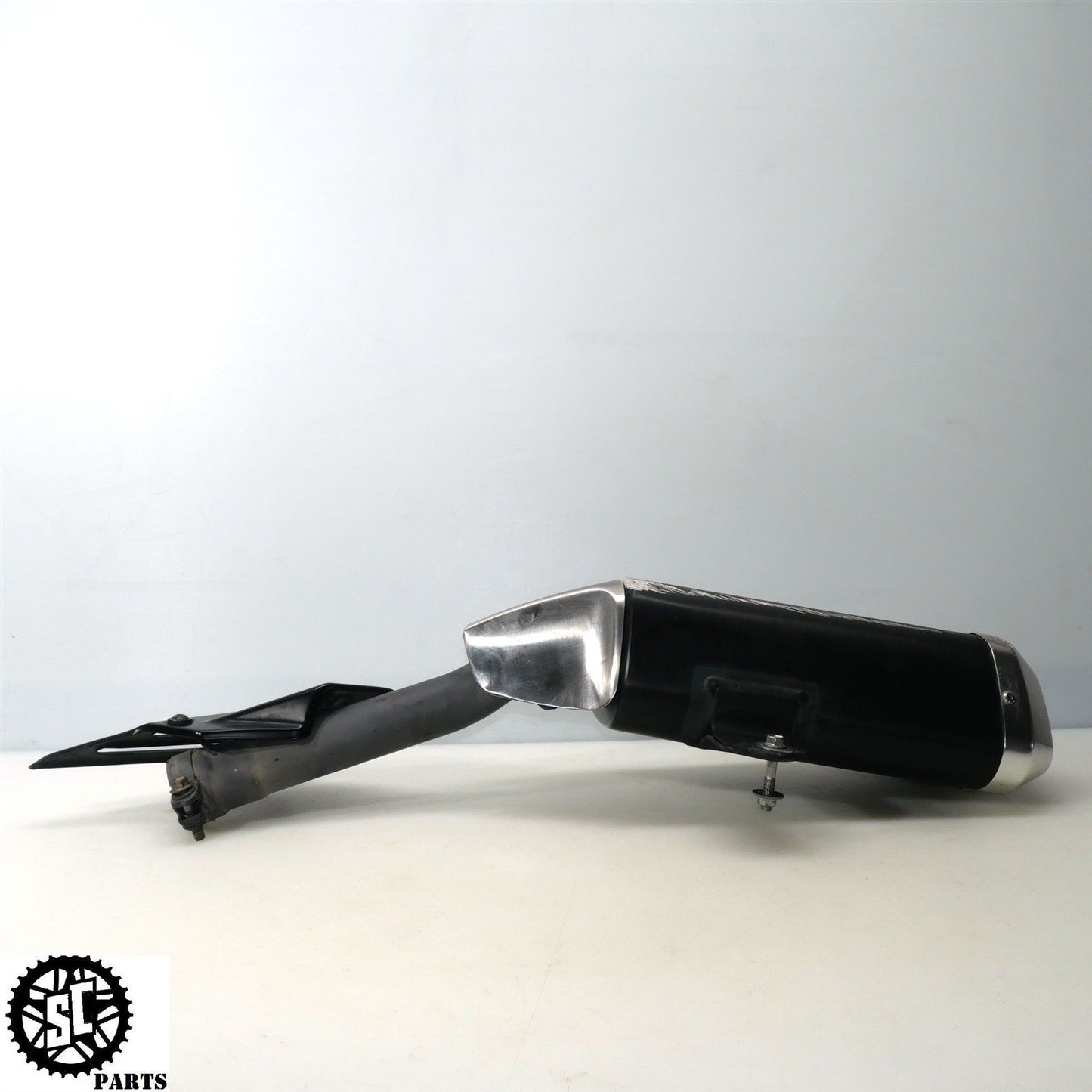 07 SUZUKI GSXR 1000 SLIP ON EXHAUST PIPE MUFFLER HEAT SHIELD S73