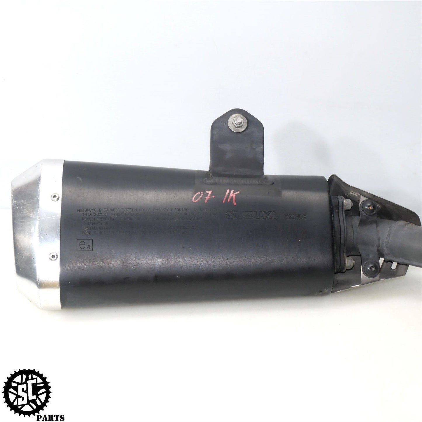 07 SUZUKI GSXR 1000 SLIP ON EXHAUST PIPE MUFFLER HEAT SHIELD S73