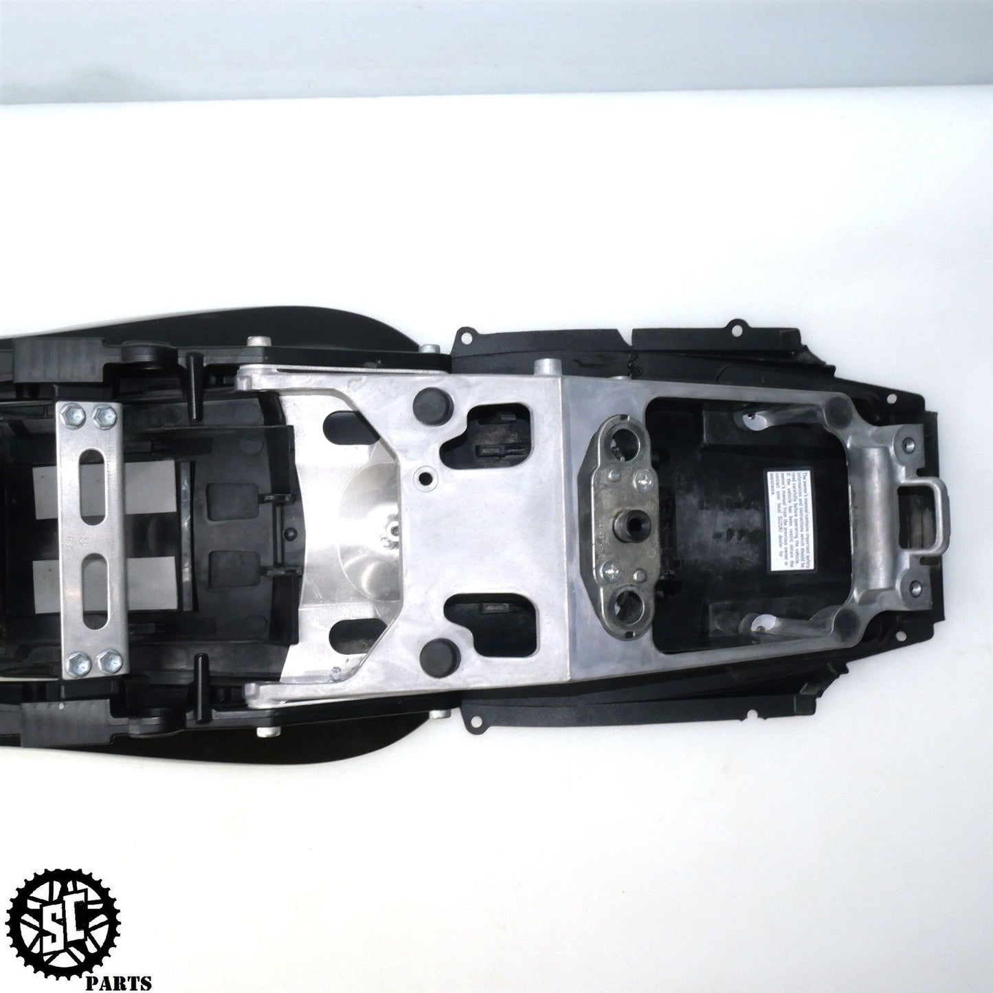 07 08 SUZUKI GSXR 1000 REAR SUBFRAME BACK TAIL FRAME S73