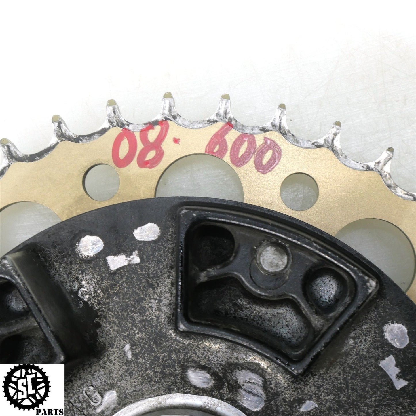 08 09 SUZUKI GSXR 600 REAR SPROCKET HUB 409U 520 43T S45