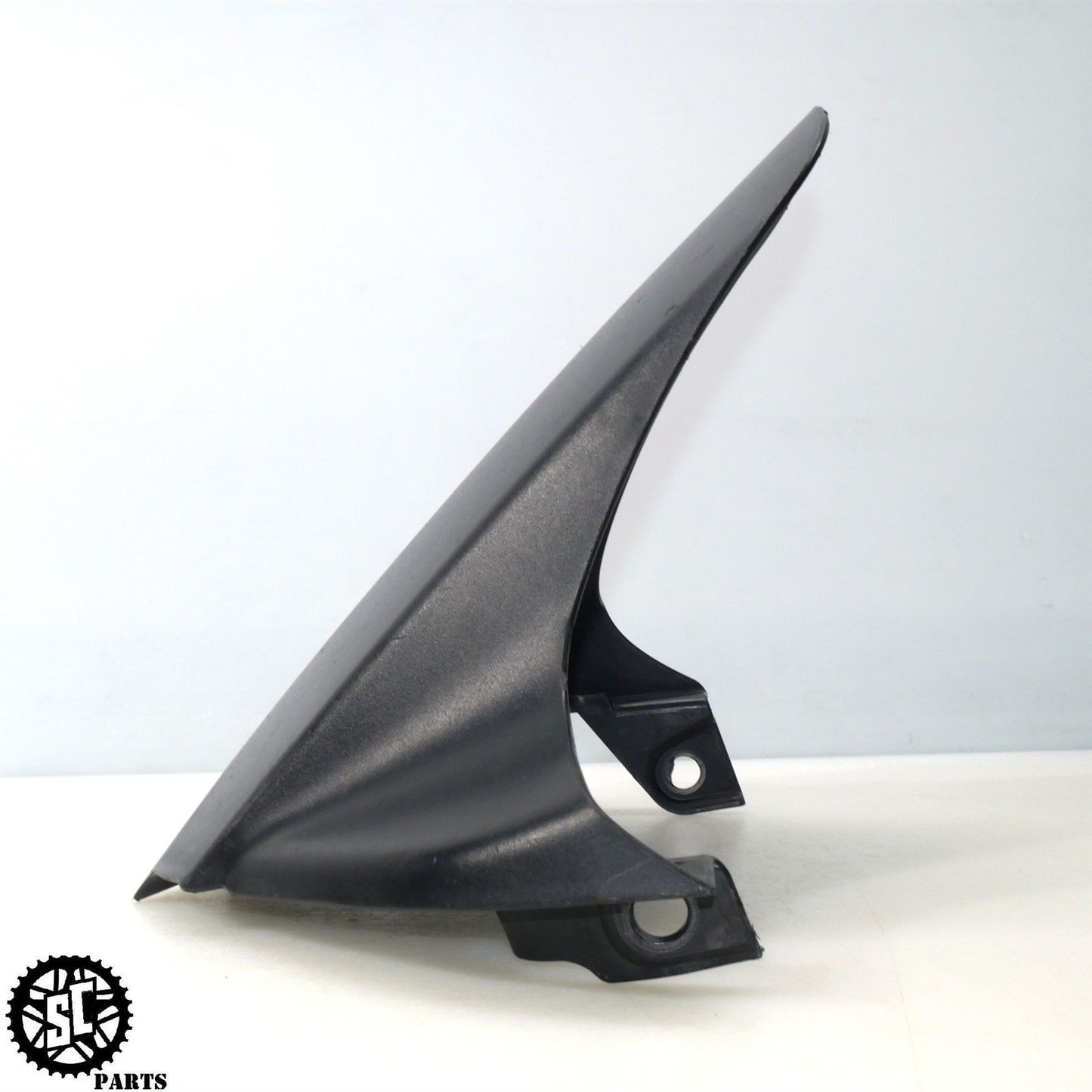 08 09 SUZUKI GSXR 600 REAR FENDER TIRE HUGGER MUD GUARD S45