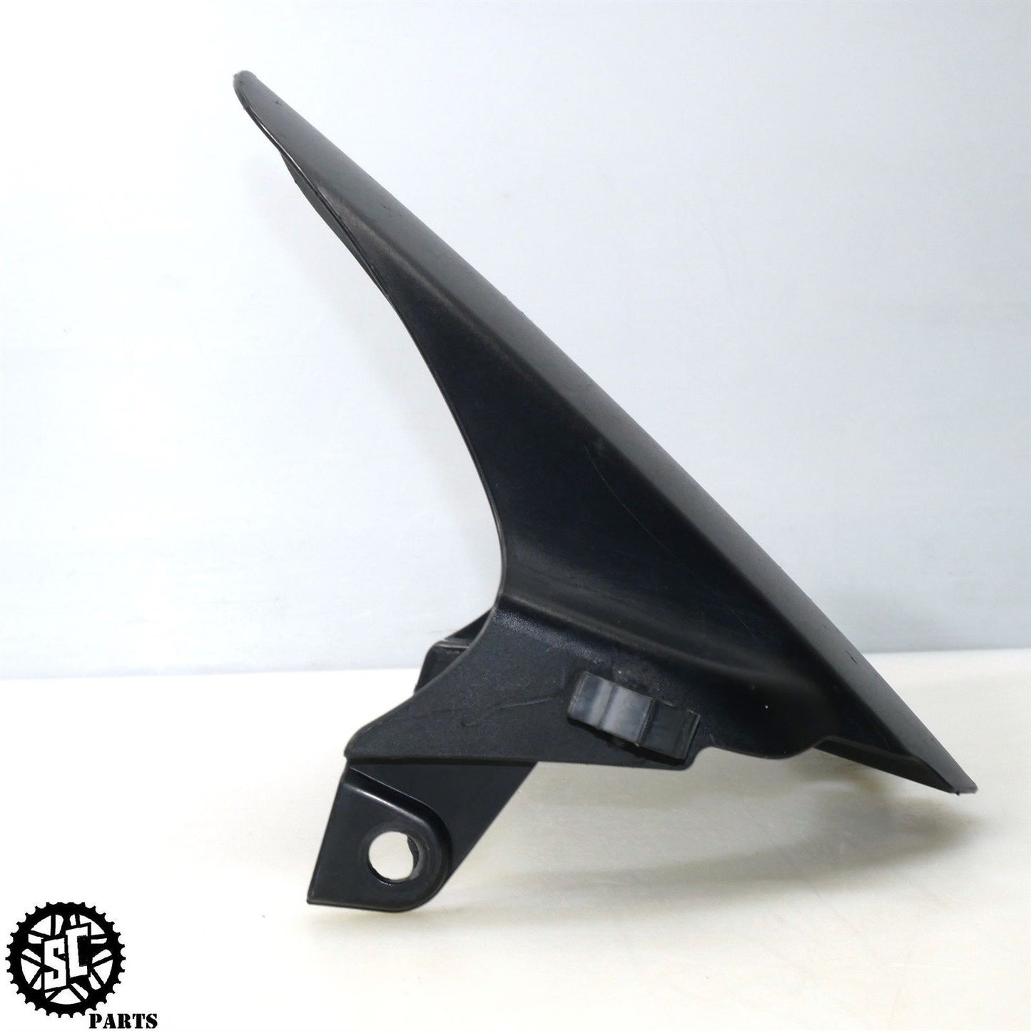 08 09 SUZUKI GSXR 600 REAR FENDER TIRE HUGGER MUD GUARD S45