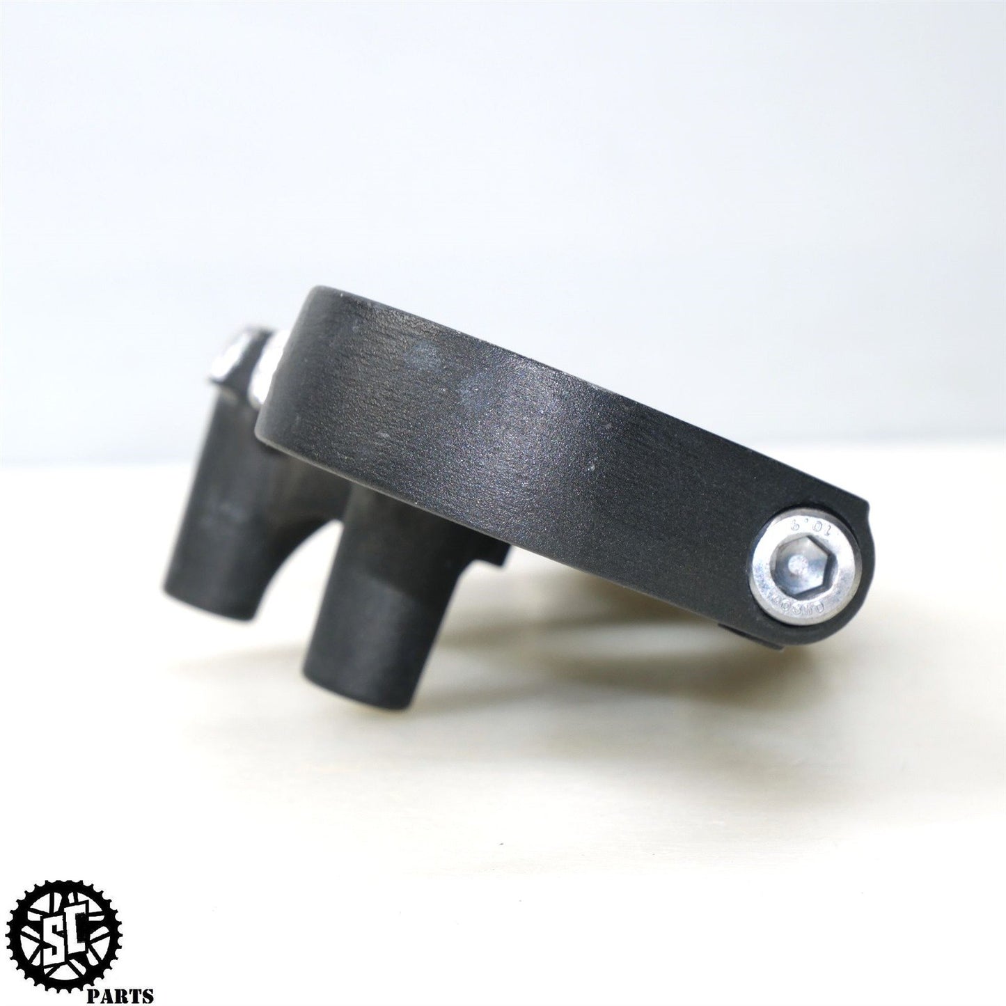 2009 YAMAHA YZF R1 UPPER TRIPLE TREE CLAMP Y42