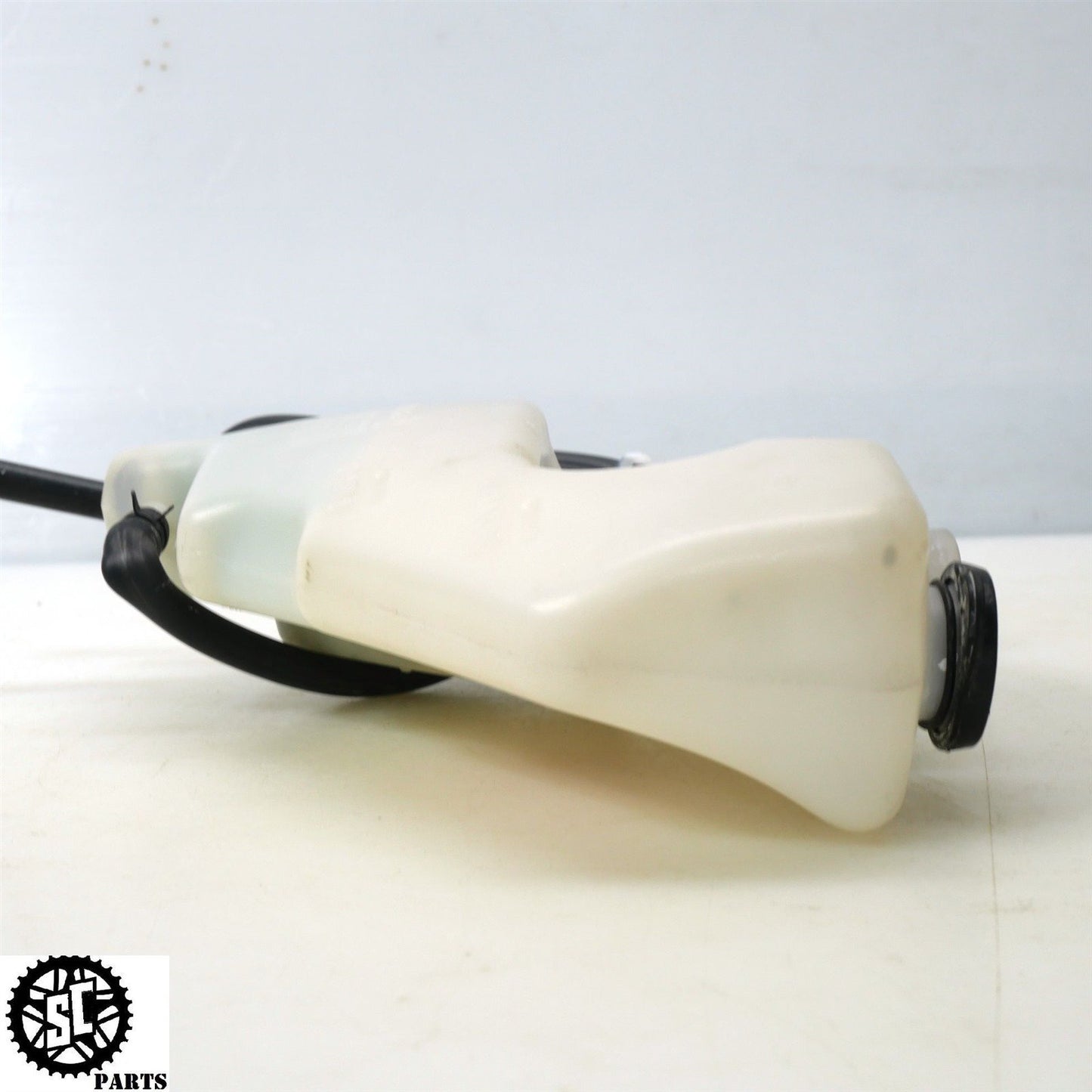 13-17 TRIUMPH DAYTONA 675 R COOLANT OVERFLOW TANK RESERVOIR T31