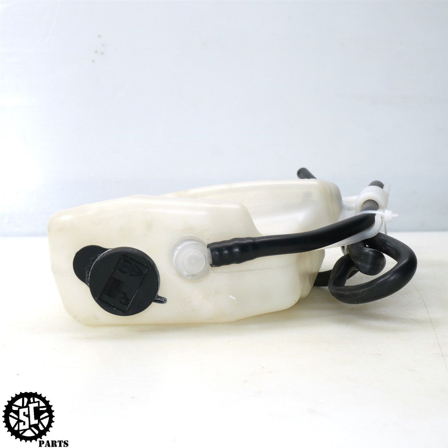 13-17 TRIUMPH DAYTONA 675 R COOLANT OVERFLOW TANK RESERVOIR T31