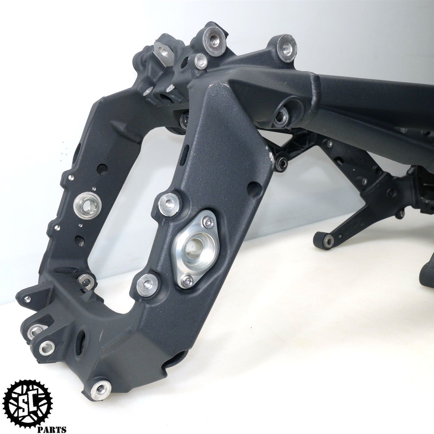 13-17 TRIUMPH DAYTONA 675 R FRAME CHASSIS *S* T31