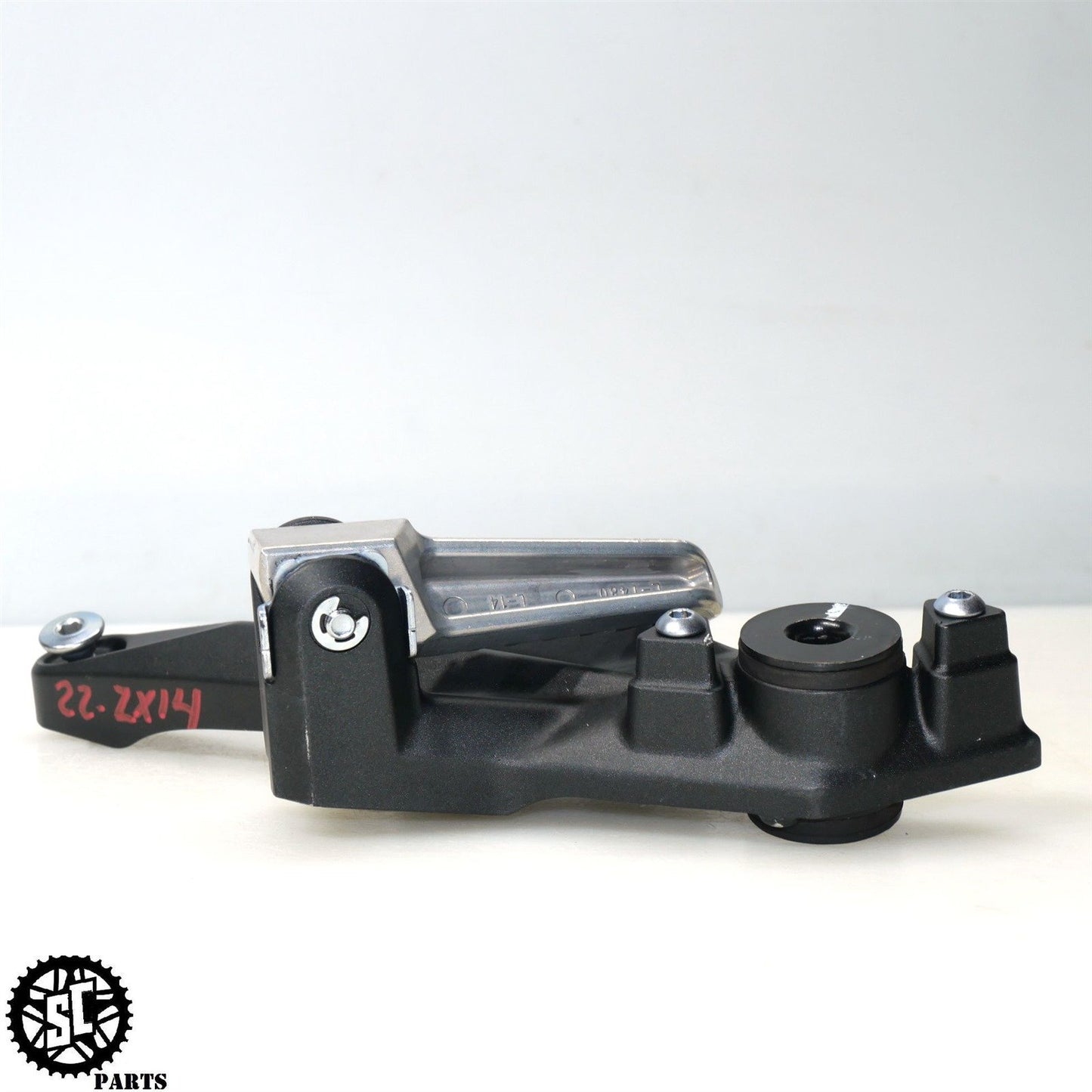 2022 16-23 KAWASAKI NINJA ZX14R LEFT RIGHT REAR PASSENGER BACK PEG K55