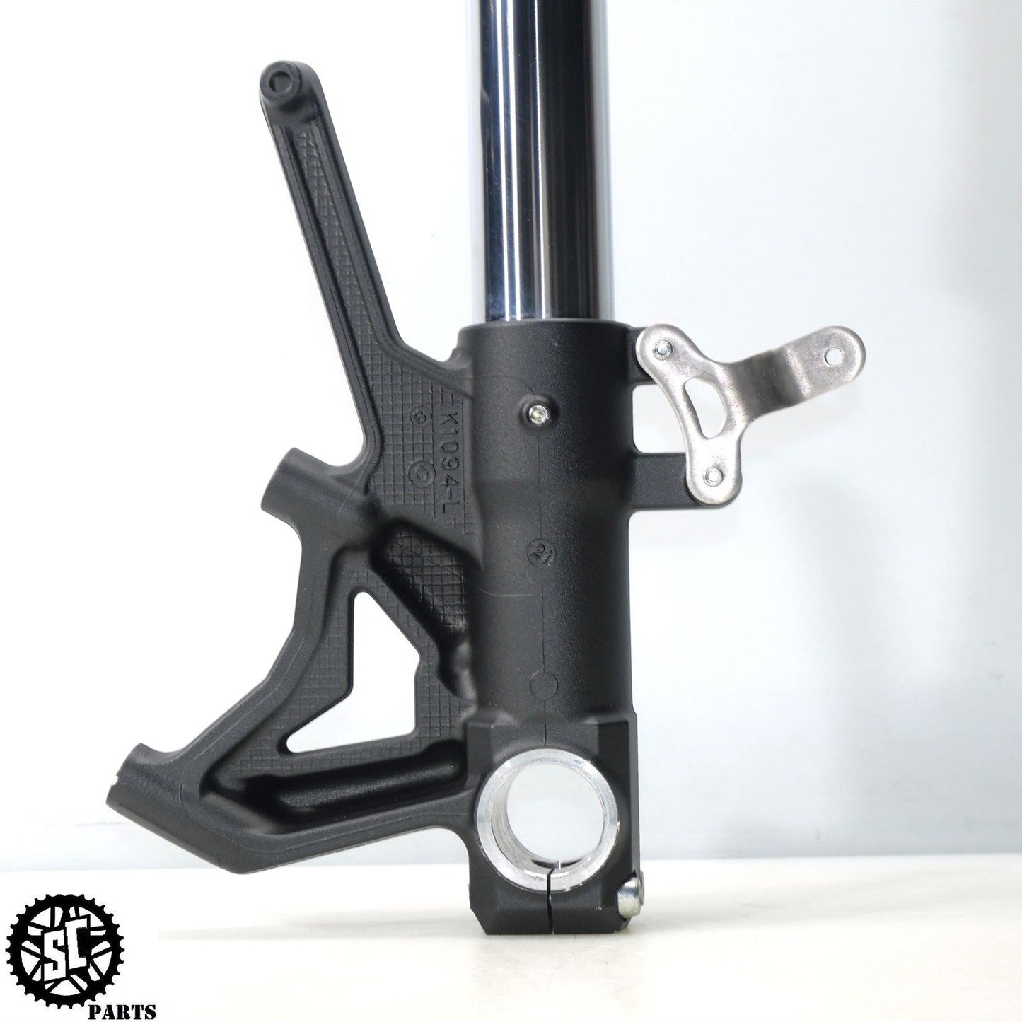 2022 16-23 KAWASAKI NINJA ZX14R LEFT FRONT FORK TUBE STRAIGHT 44071-1141-56L K55