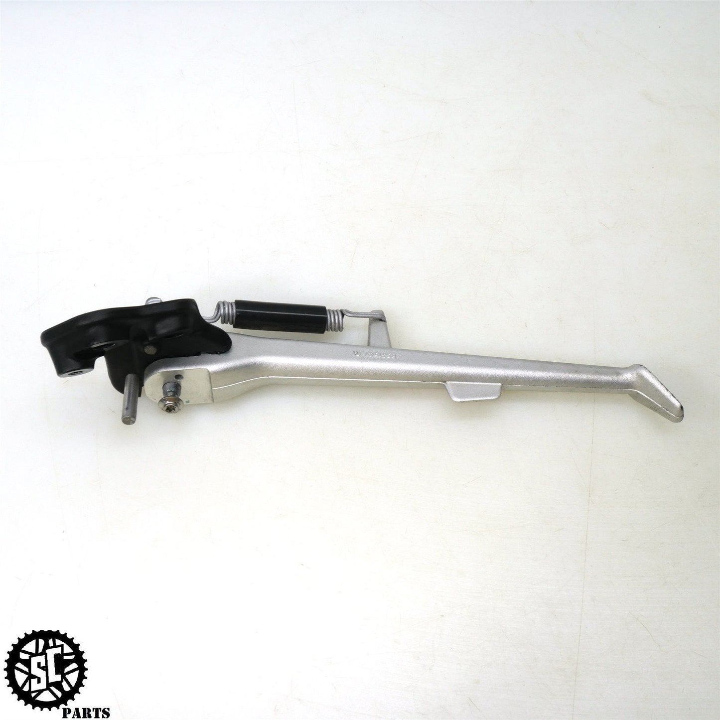 20-23 BMW S1000RR KICK STAND B32