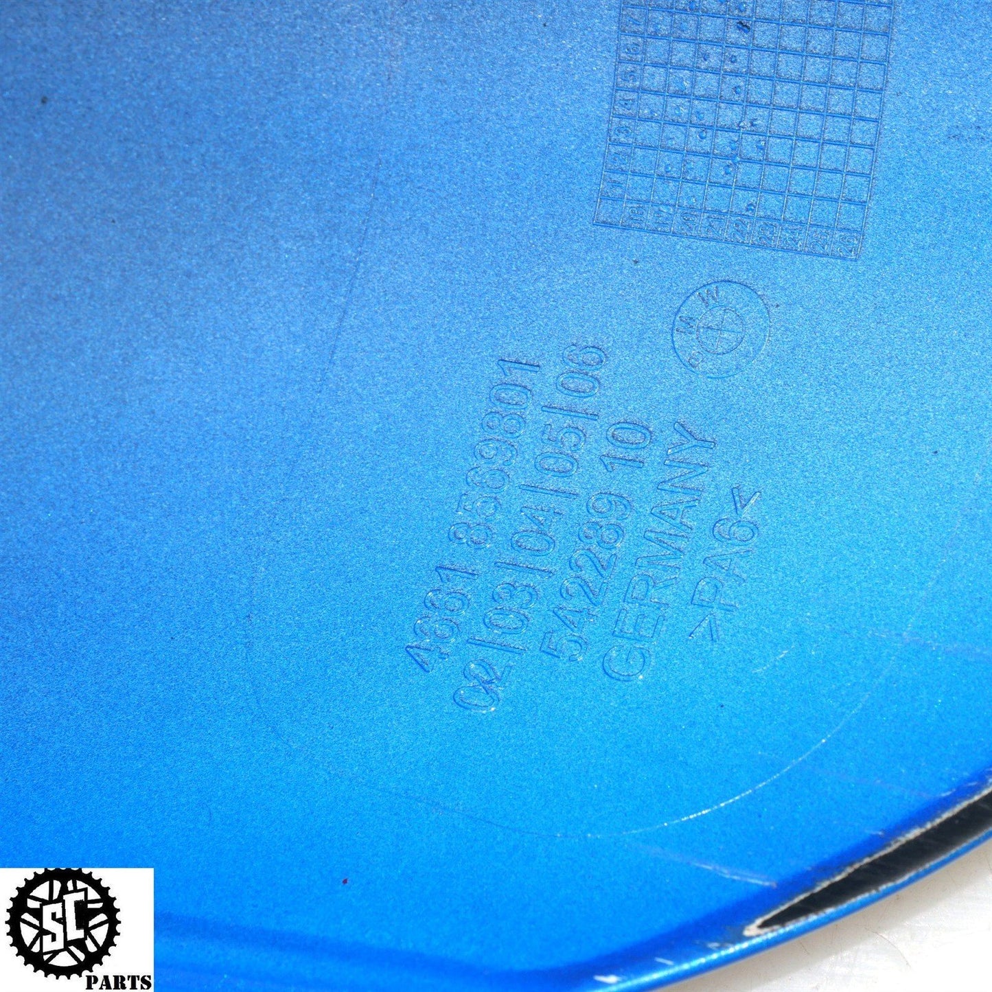 20-23 BMW S1000RR FRONT FENDER 46618569801 B32