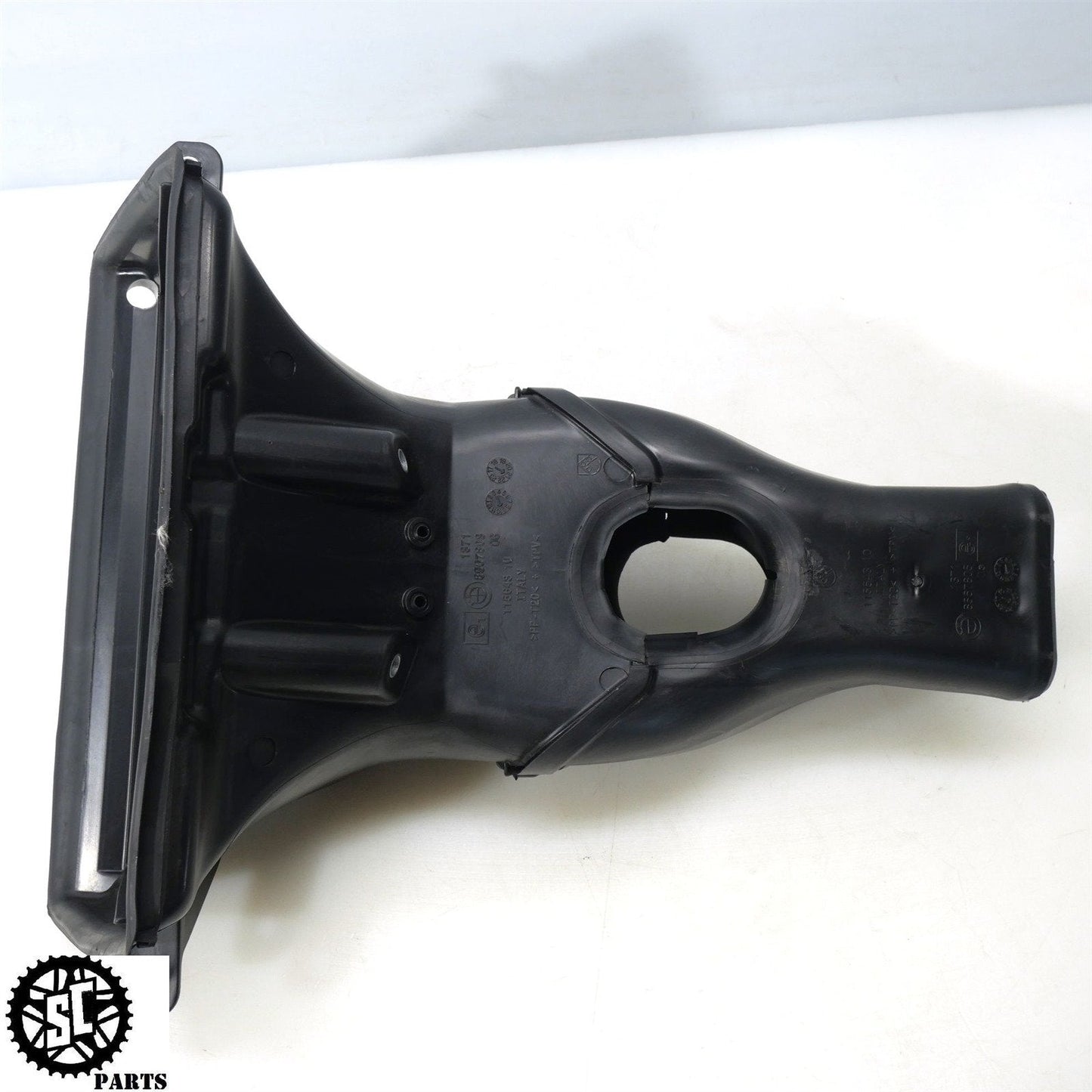 20-23 BMW S1000RR RAM AIR INTAKE DUCT TUBE 13718567803 13718567805 B32