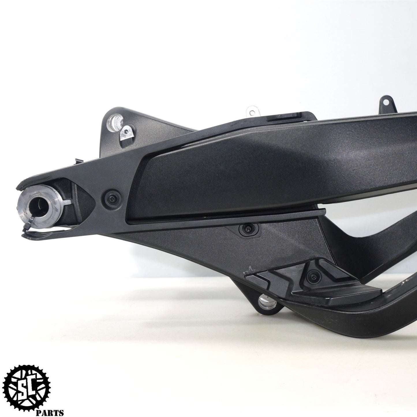20-23 BMW S1000RR SWINGARM 33356898061 B32